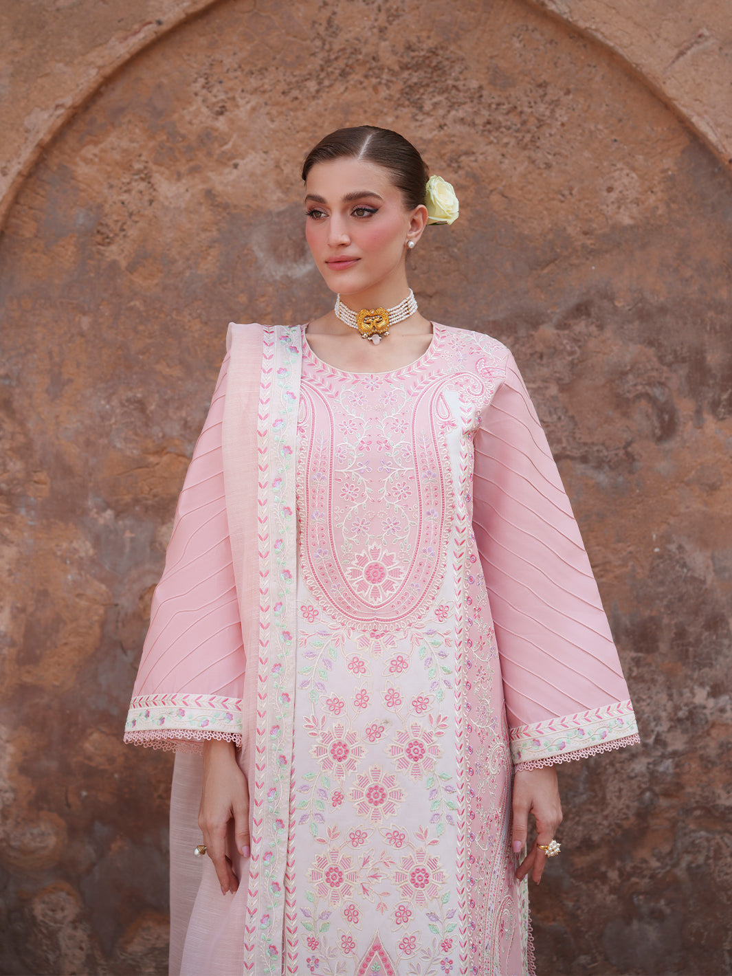 Nilofer Luxury Lawn – NL-01