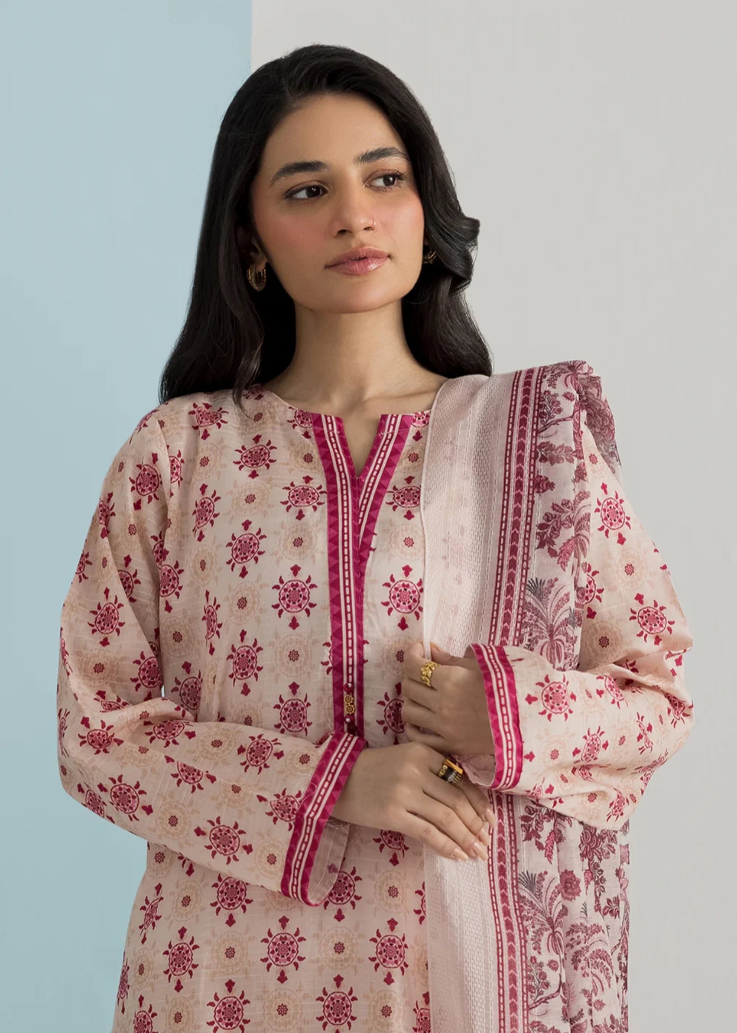 crepe Kurta Set in Peach pink