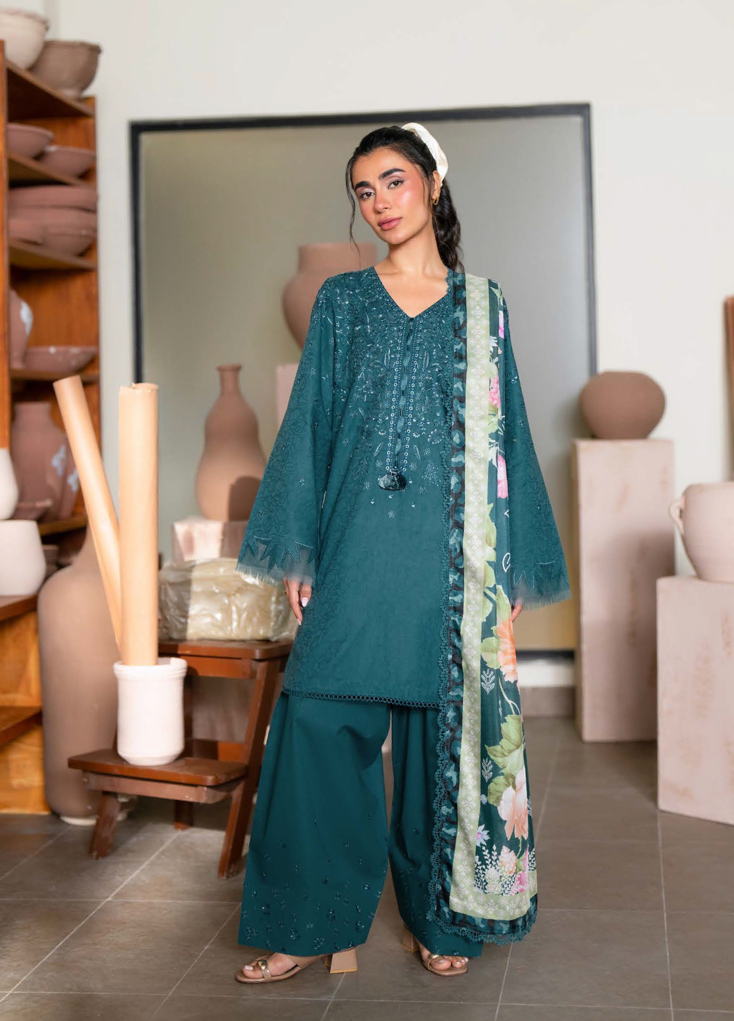 Raha Festive Jacquard Lawn – NE-237
