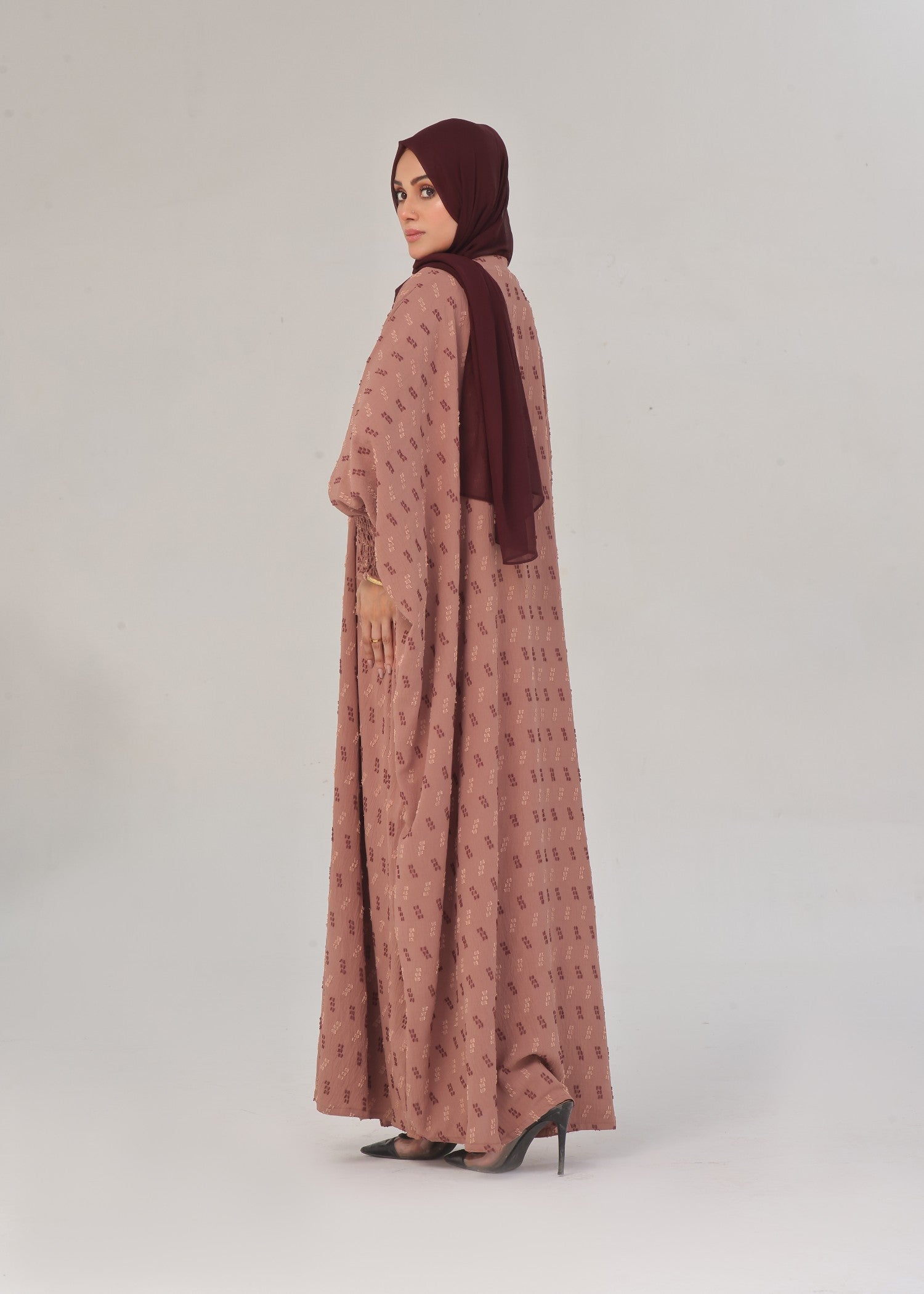 polyester Abaya in Peach pink