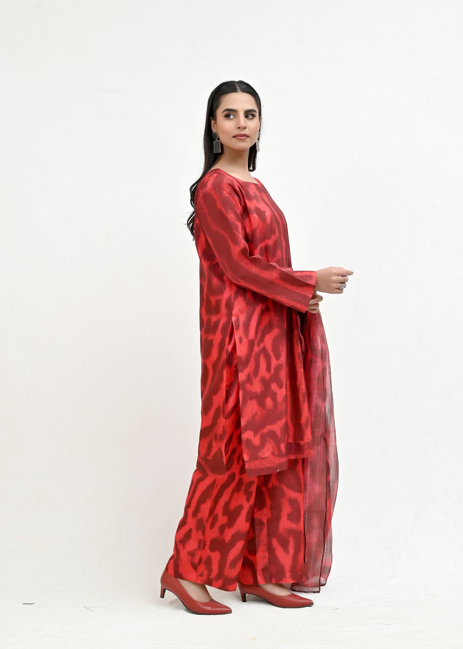pk raw silk Kurta Set in Blood red