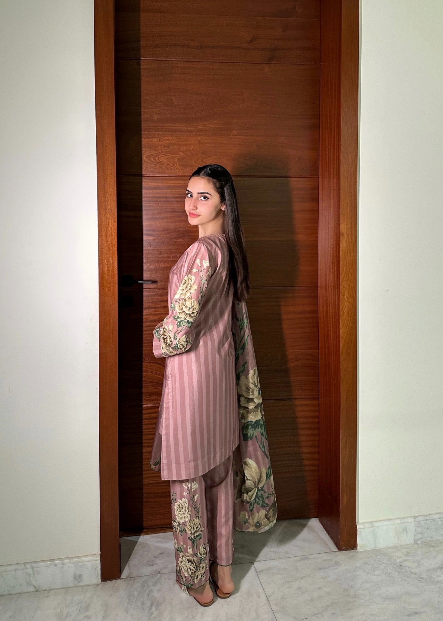 pk crepe Kurta Set in Mauve pink
