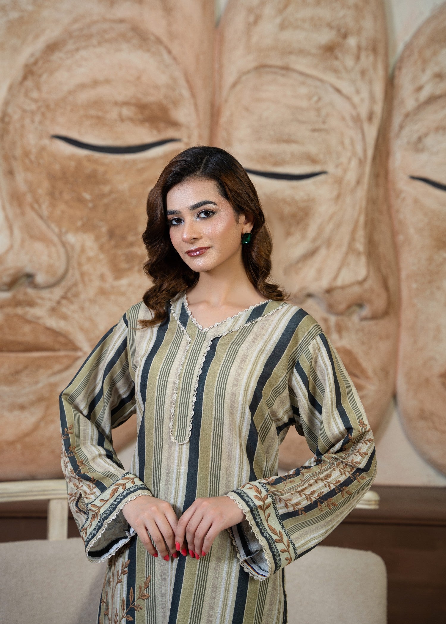 poly viscose Kurta Set in Beige, olive green, deep black