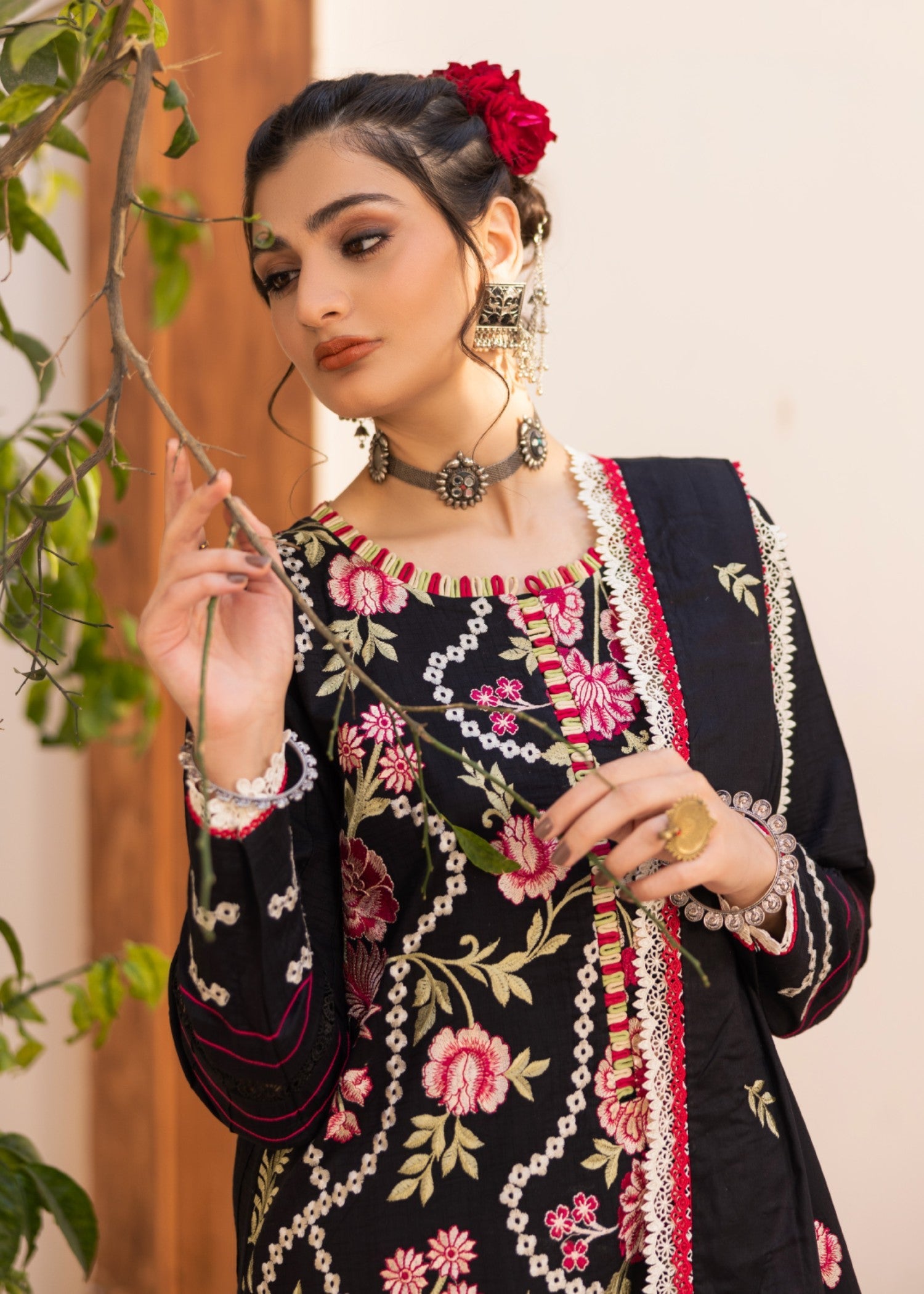 jacquard Unstitched in Black