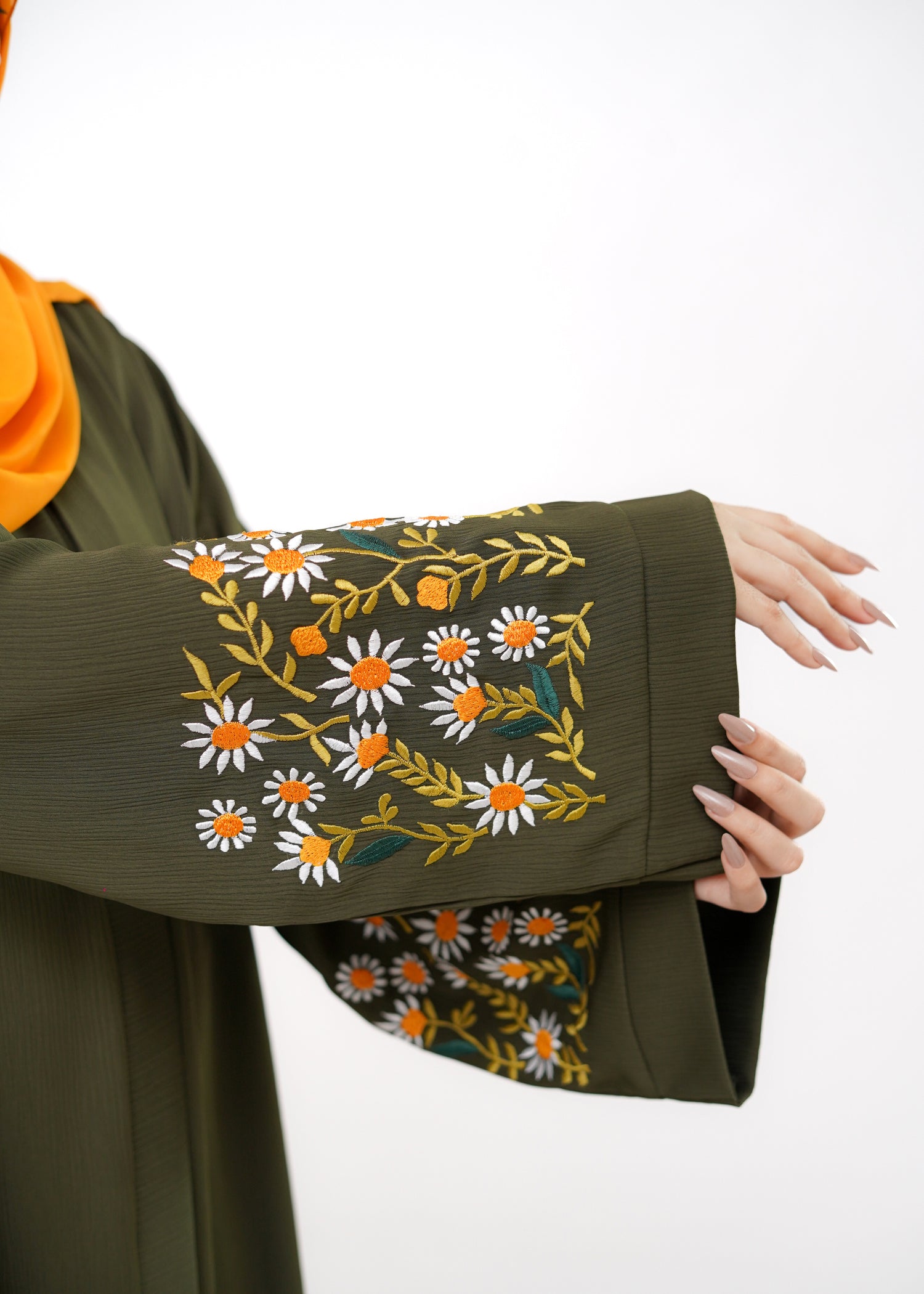 nidha Abaya in Olive green, army green
