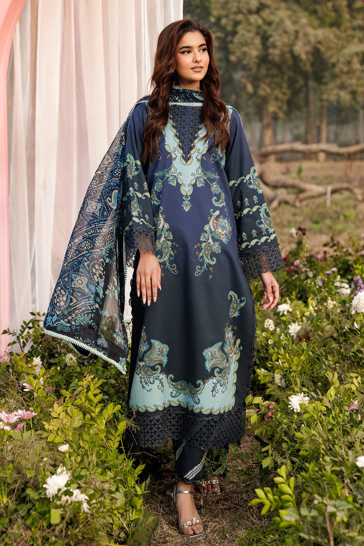 Rang-e-Bahar Lawn – CRB6-03