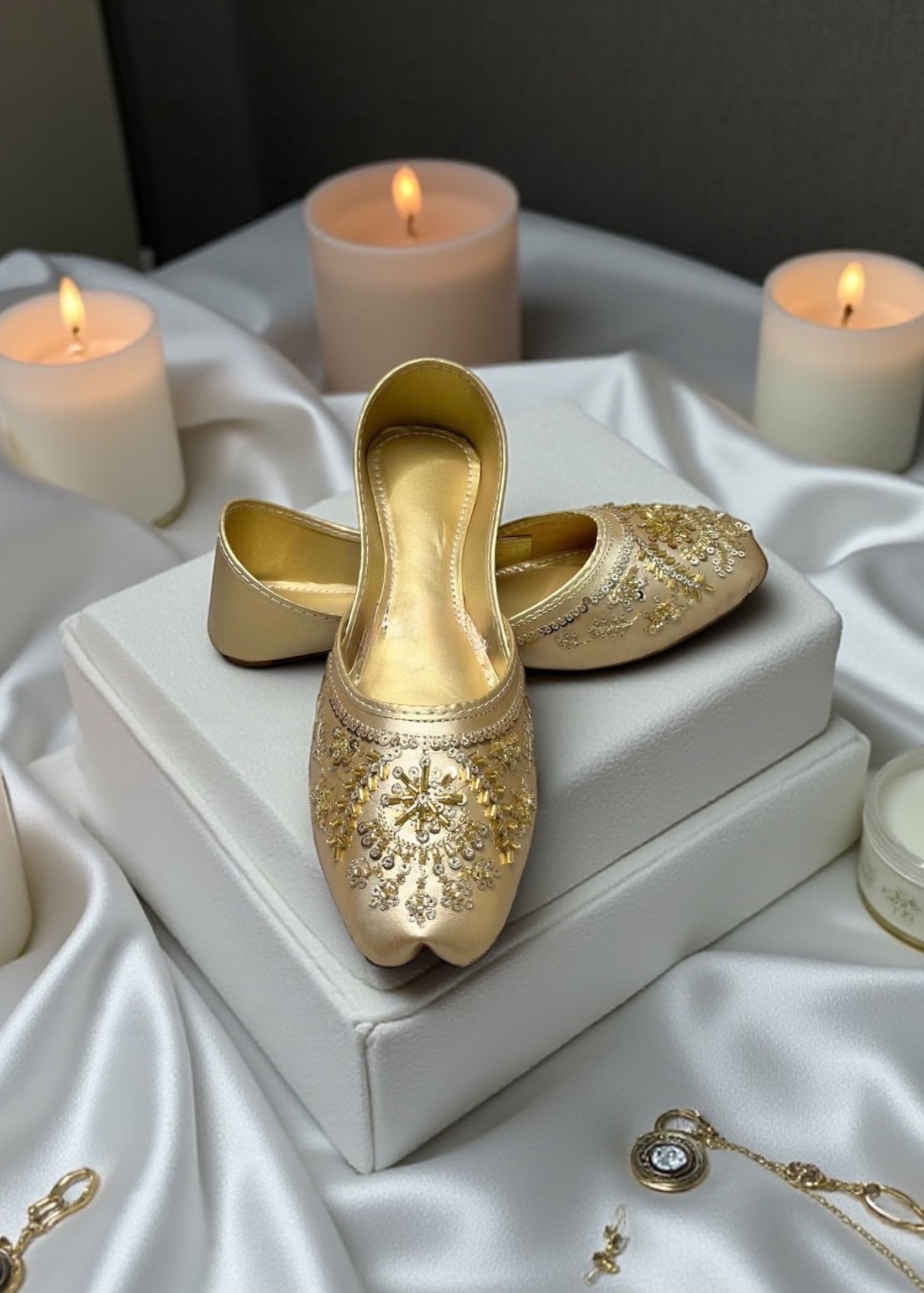 Khussa in Gold by - High Quality Women Khussa EDF3864