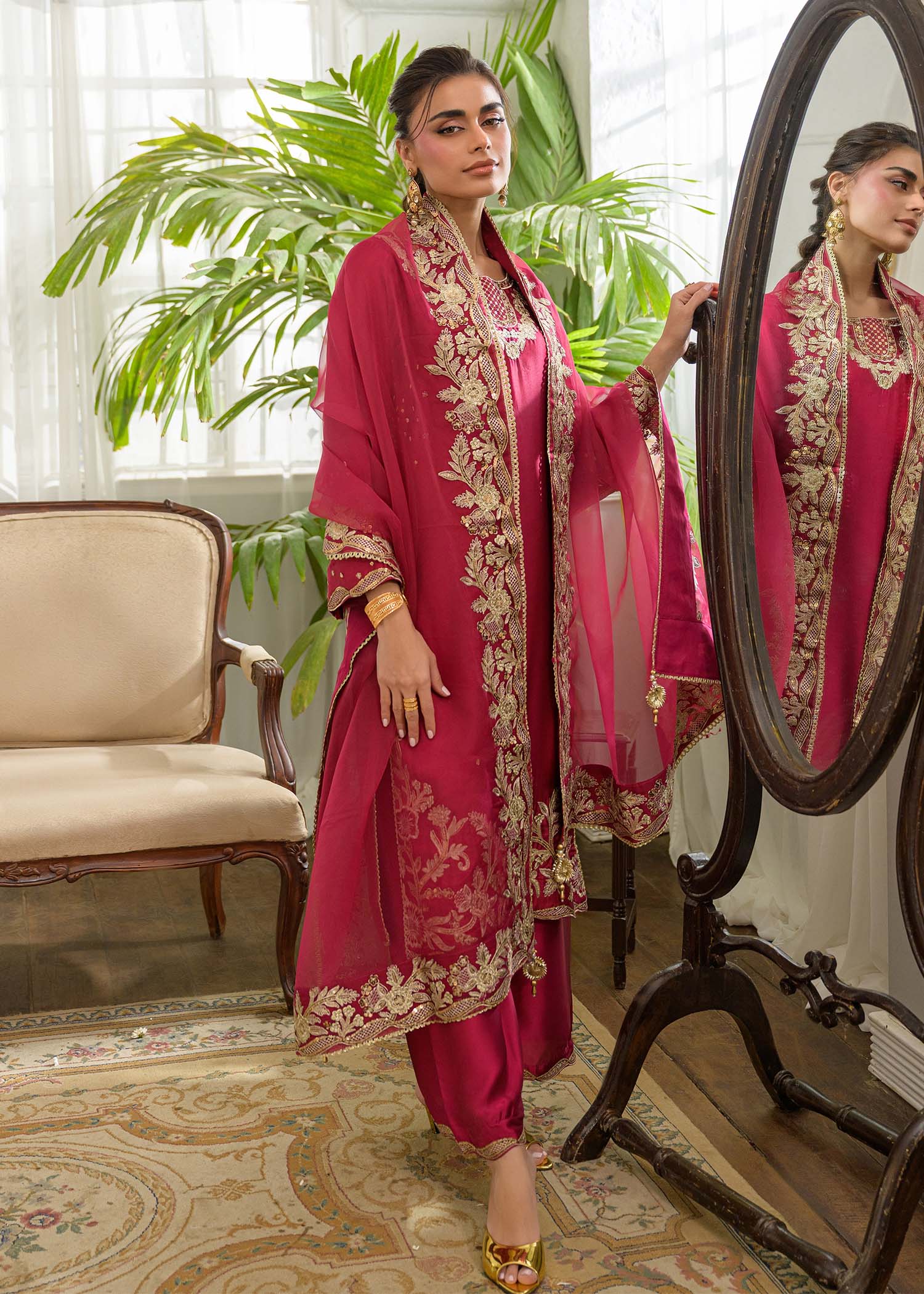 charmuse/shamooz Kurta Set in Raspberry pink