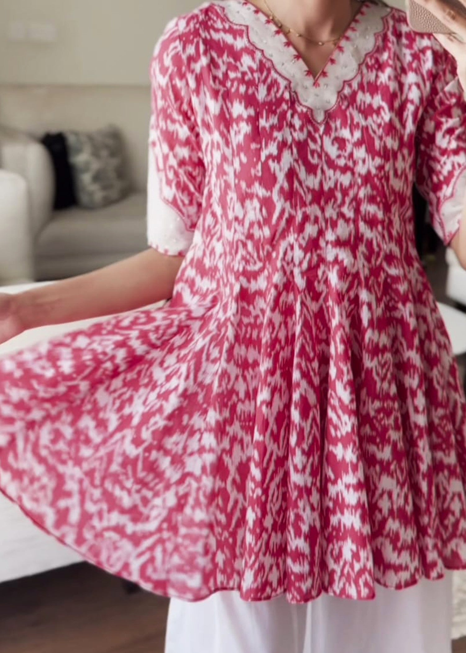 lawn Peplum in Hot pink