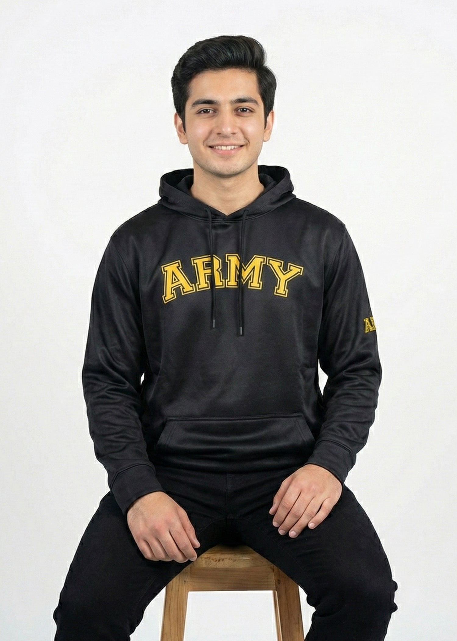 fleece Hoodie in Black, yellow