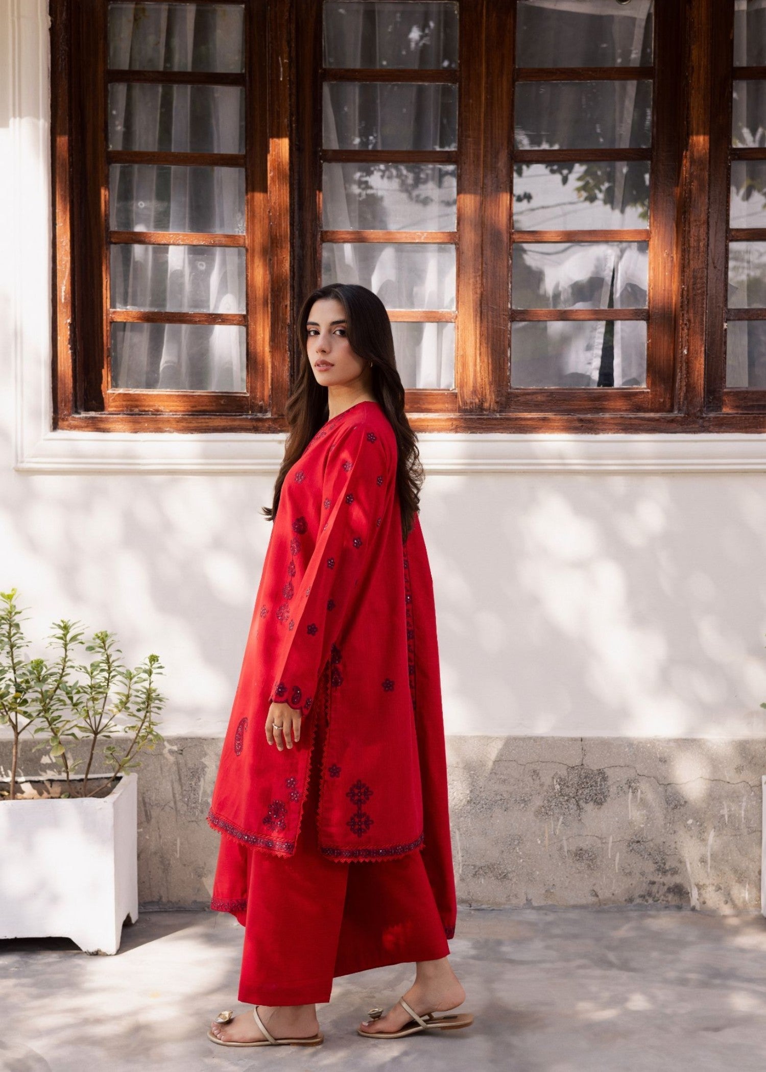 karandi Kurta Set in Red