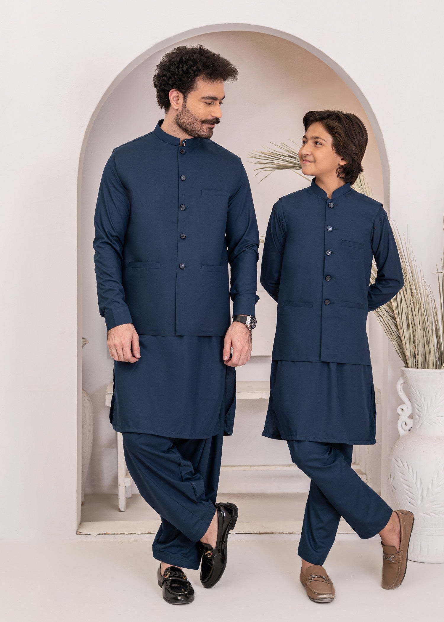 jamawar Waistcoat in Midnight blue