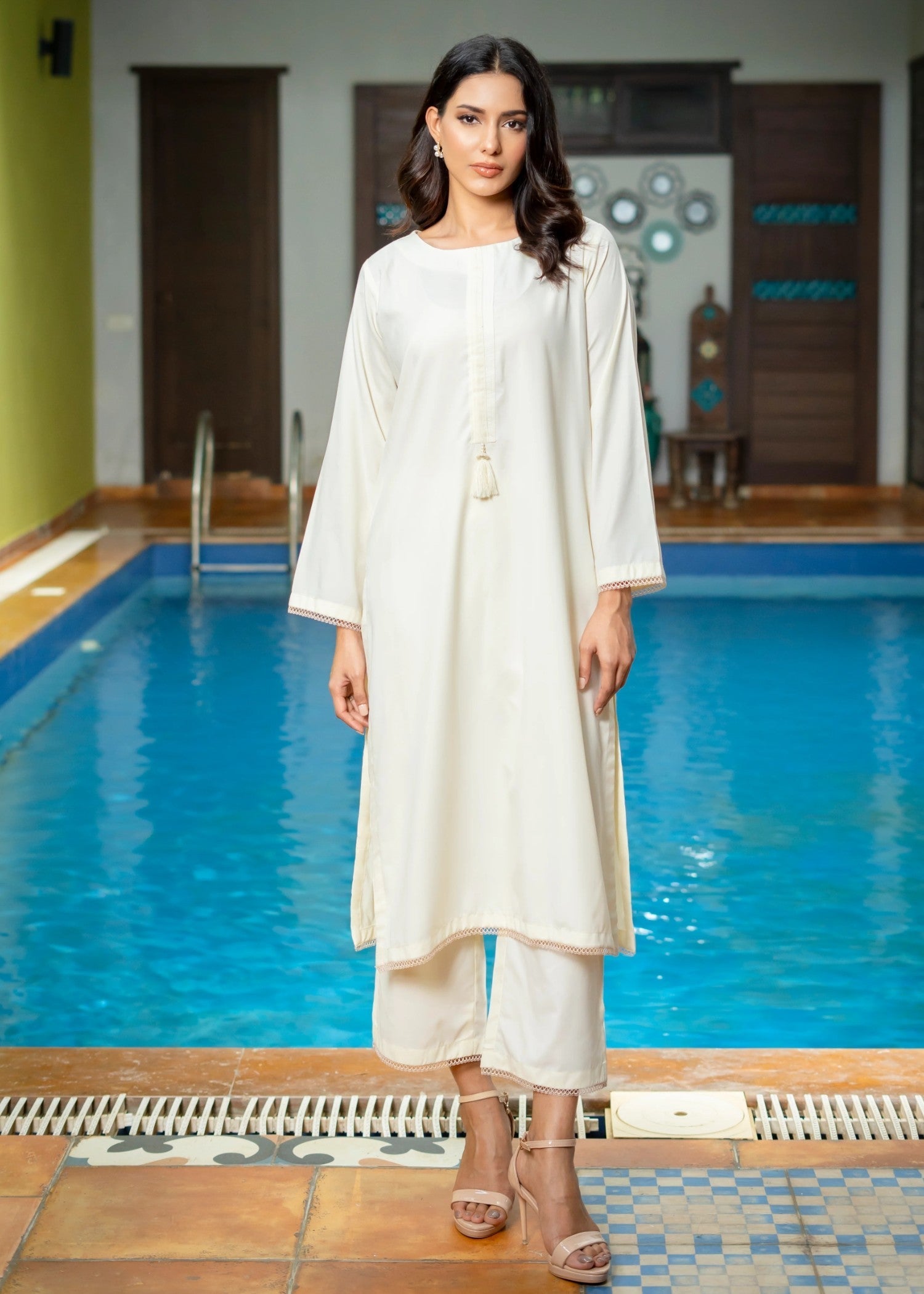 wash & wear Kurta Set in Off-white