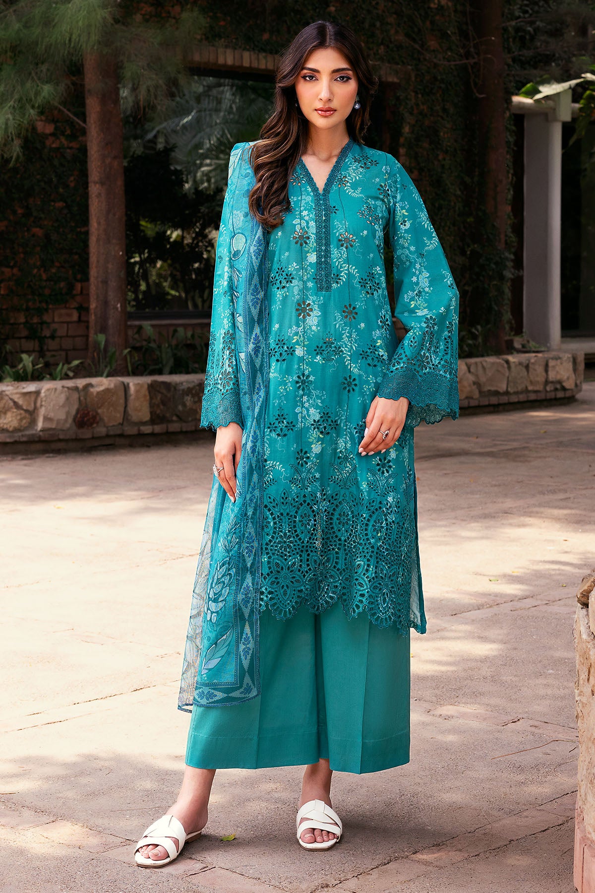 lawn Unstitched in Turquoise