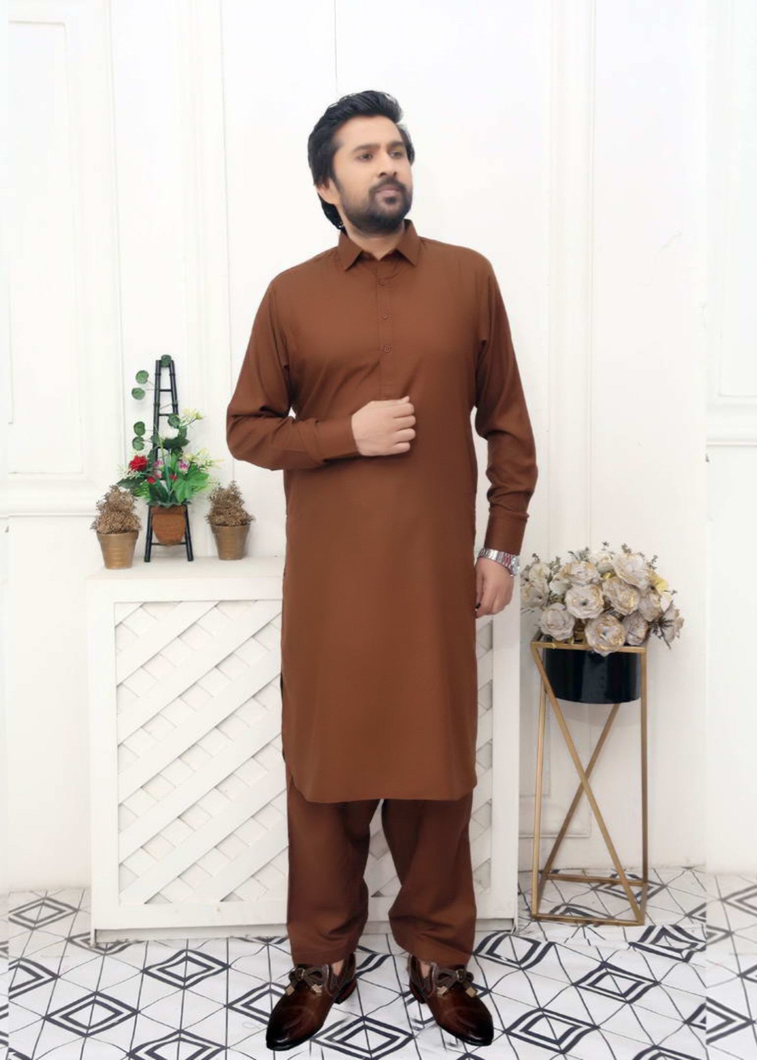 wash & wear Shalwar Kameez in Rustic brown