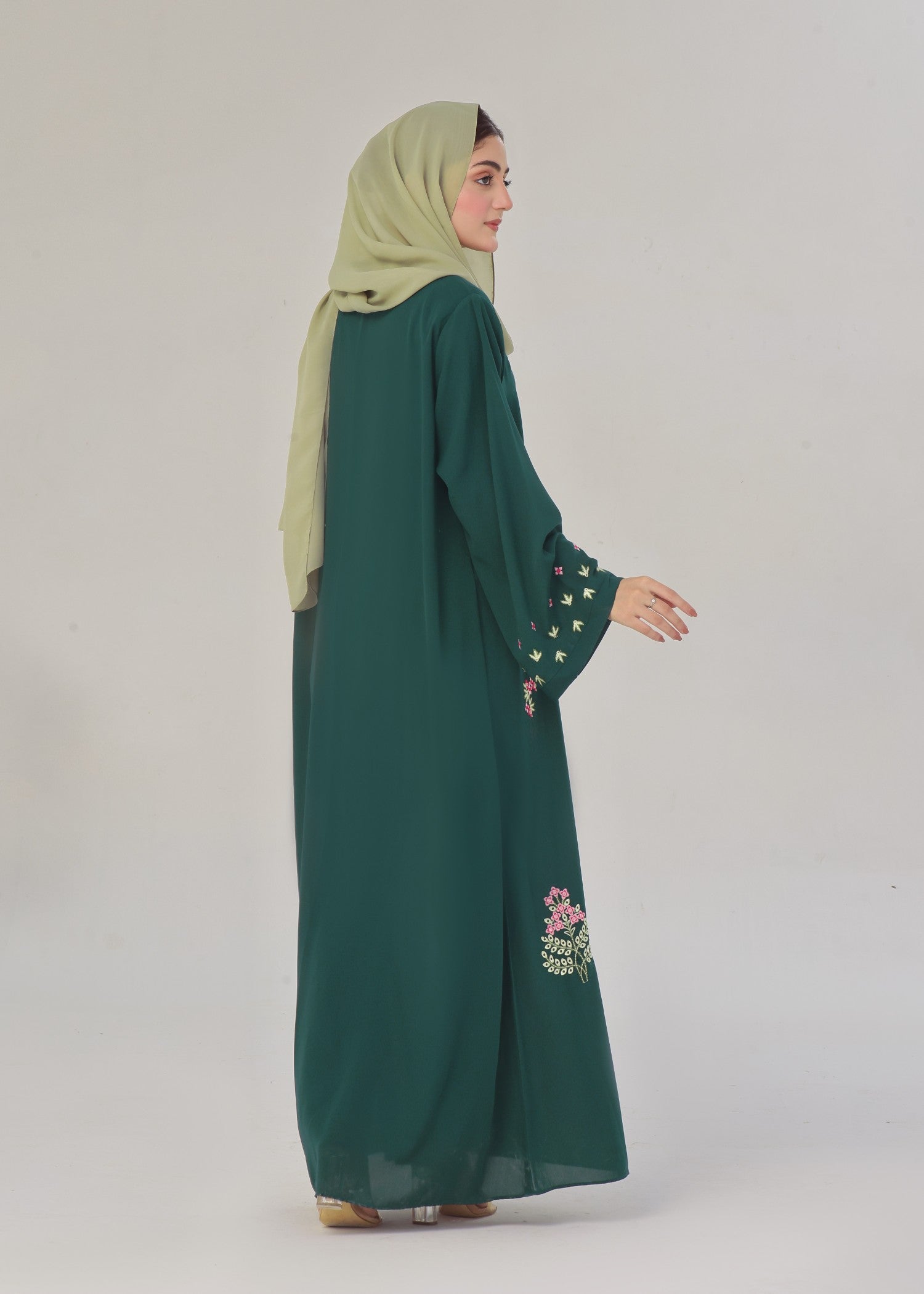 nidha Abaya in Bottle green