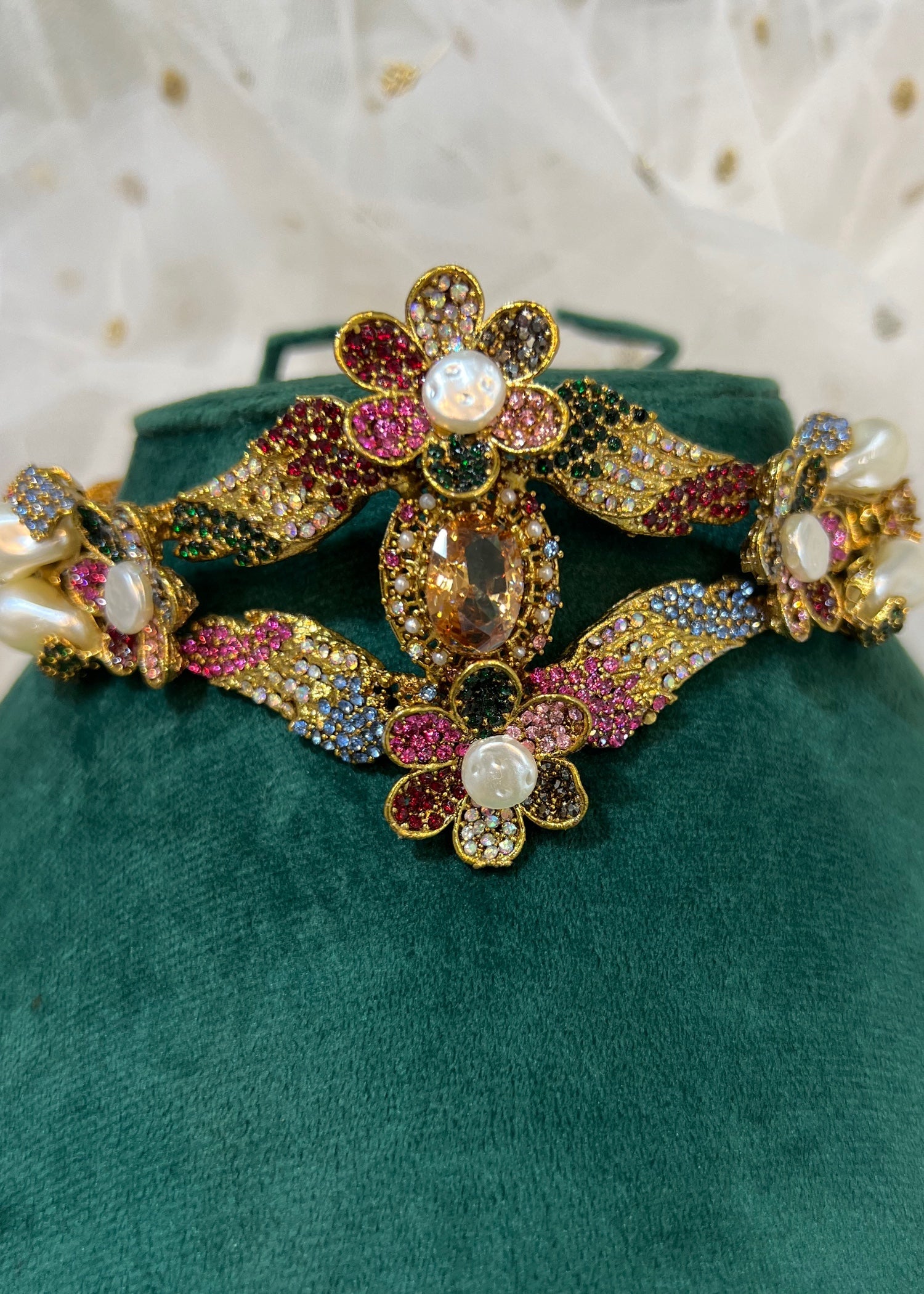 Choker in Champagne, multi Color by - Trendy Women Choker HAC9761