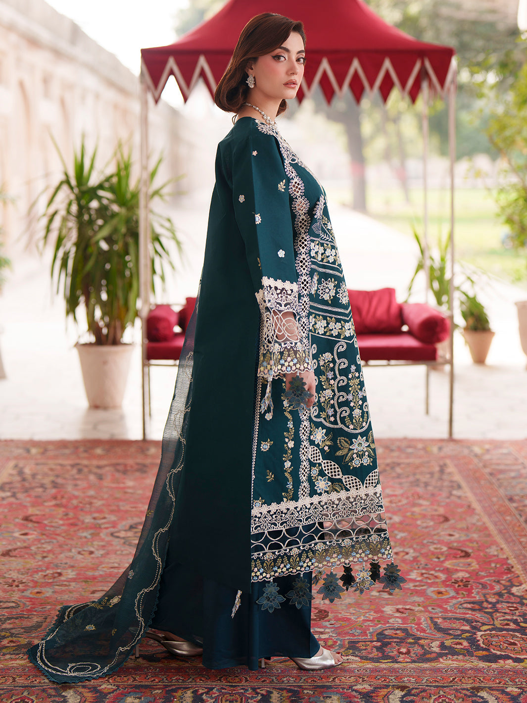 Nilofer Luxury Lawn – NL-13