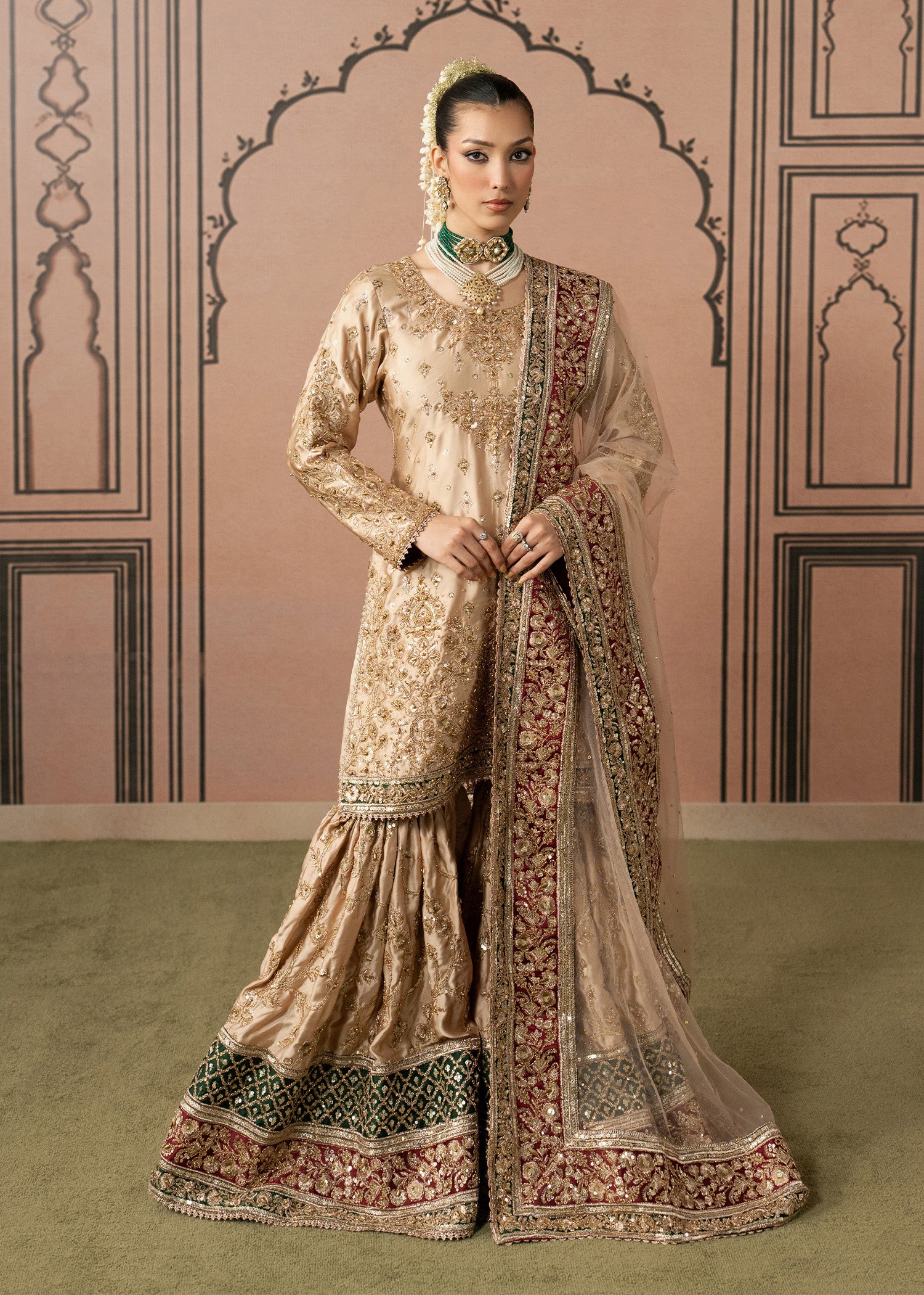 charmuse/shamooz Gharara in Cream