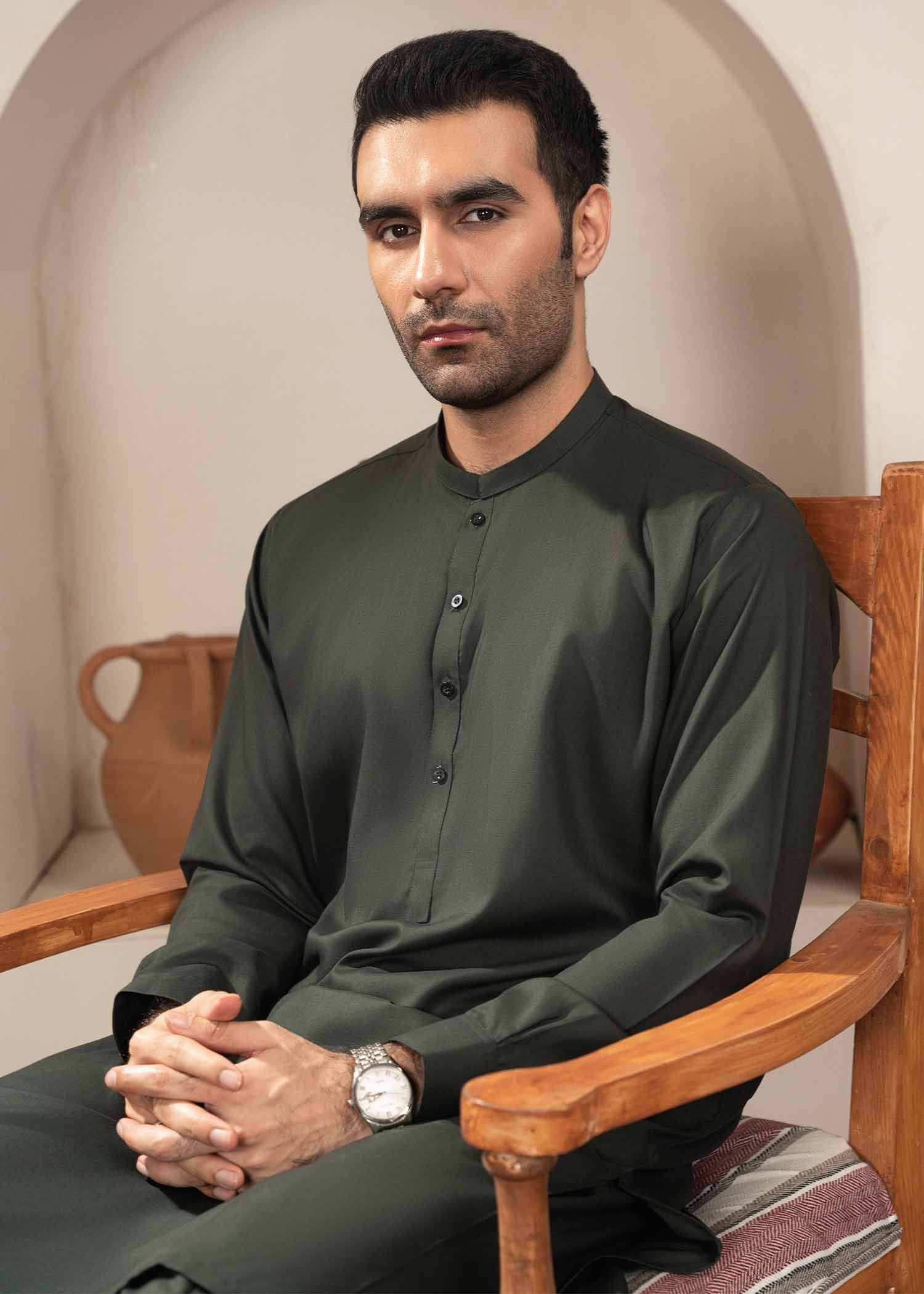 wash & wear Shalwar Kameez in Forest green
