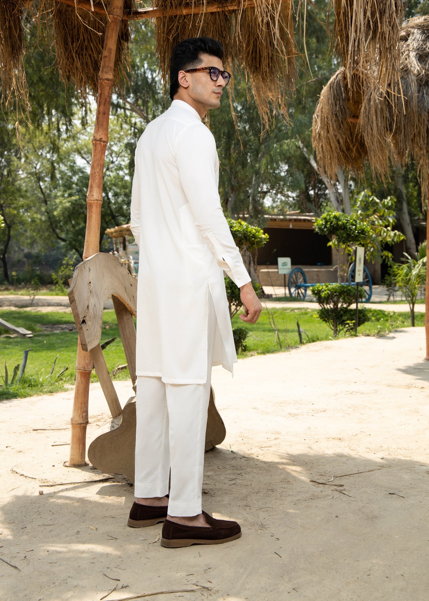 boski Kurta Set in Off-white