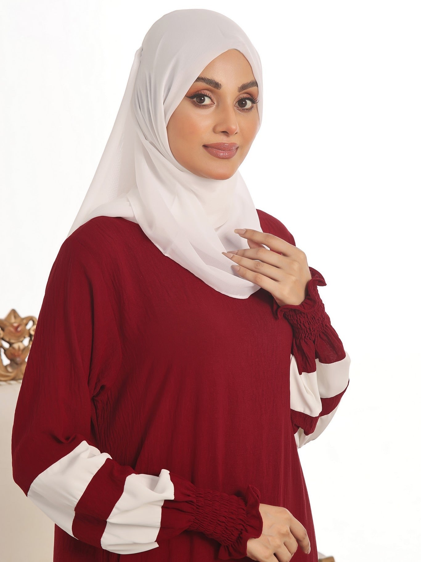 polyester Abaya in Red
