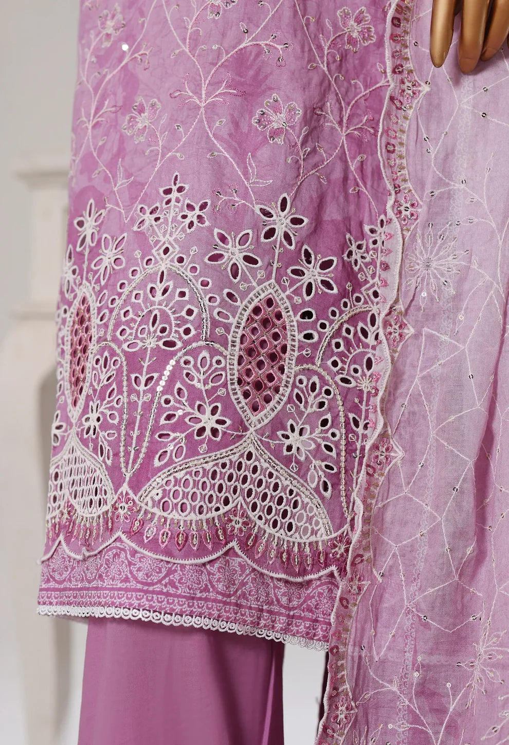 RTW White & White Embroidered Lawn – 1
