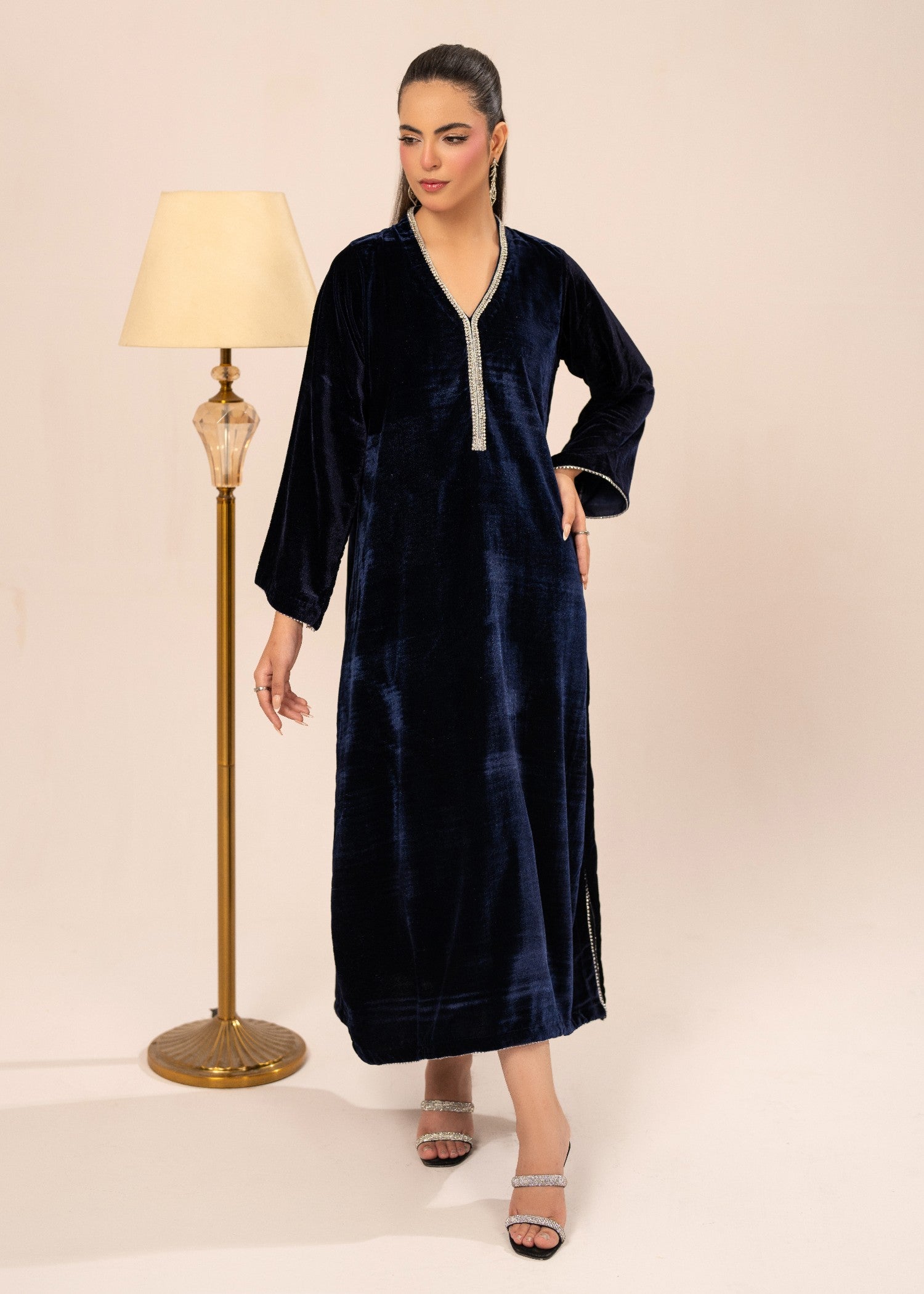 velvet Kaftan in Navy blue