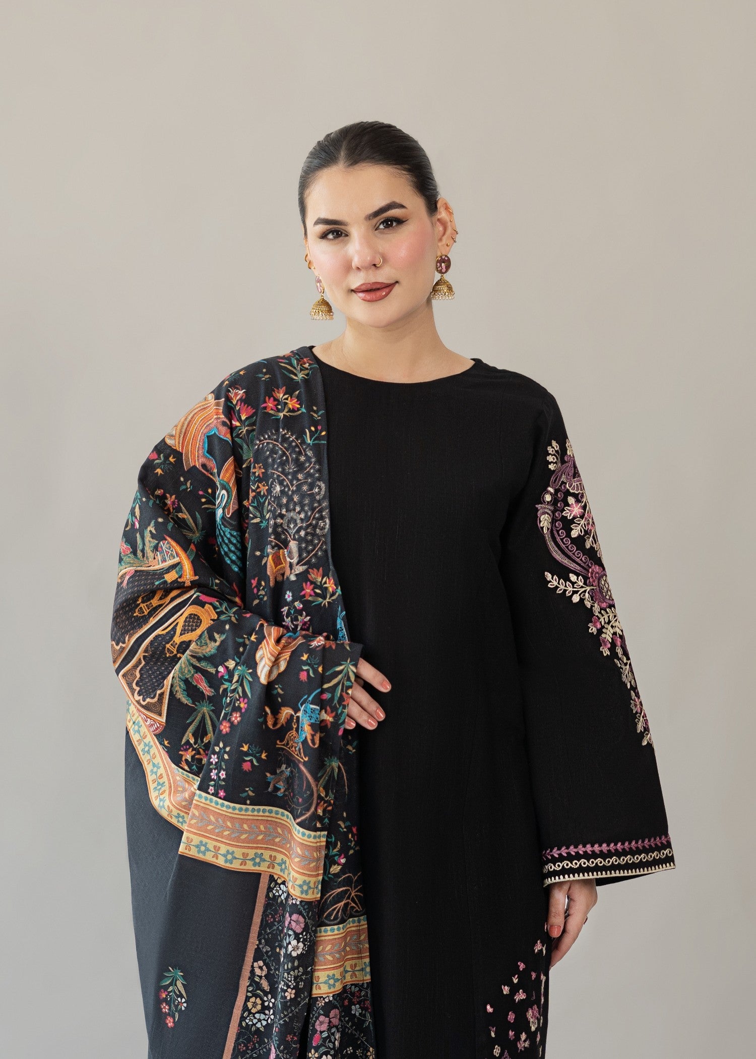slub khaddar Kurta Set in Black
