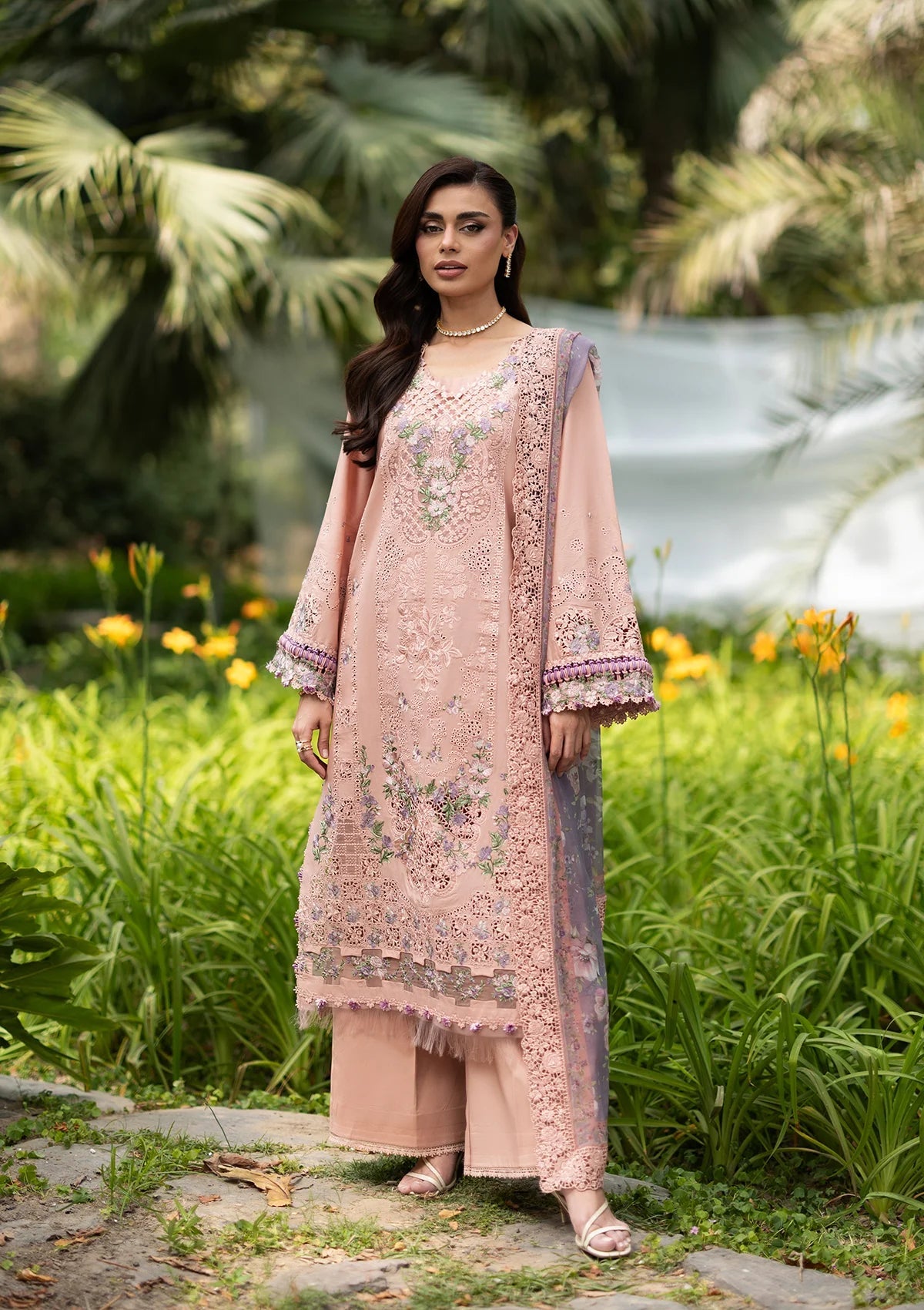 Luxury Lawn – ELQ- 6A BLUSHING ROSE