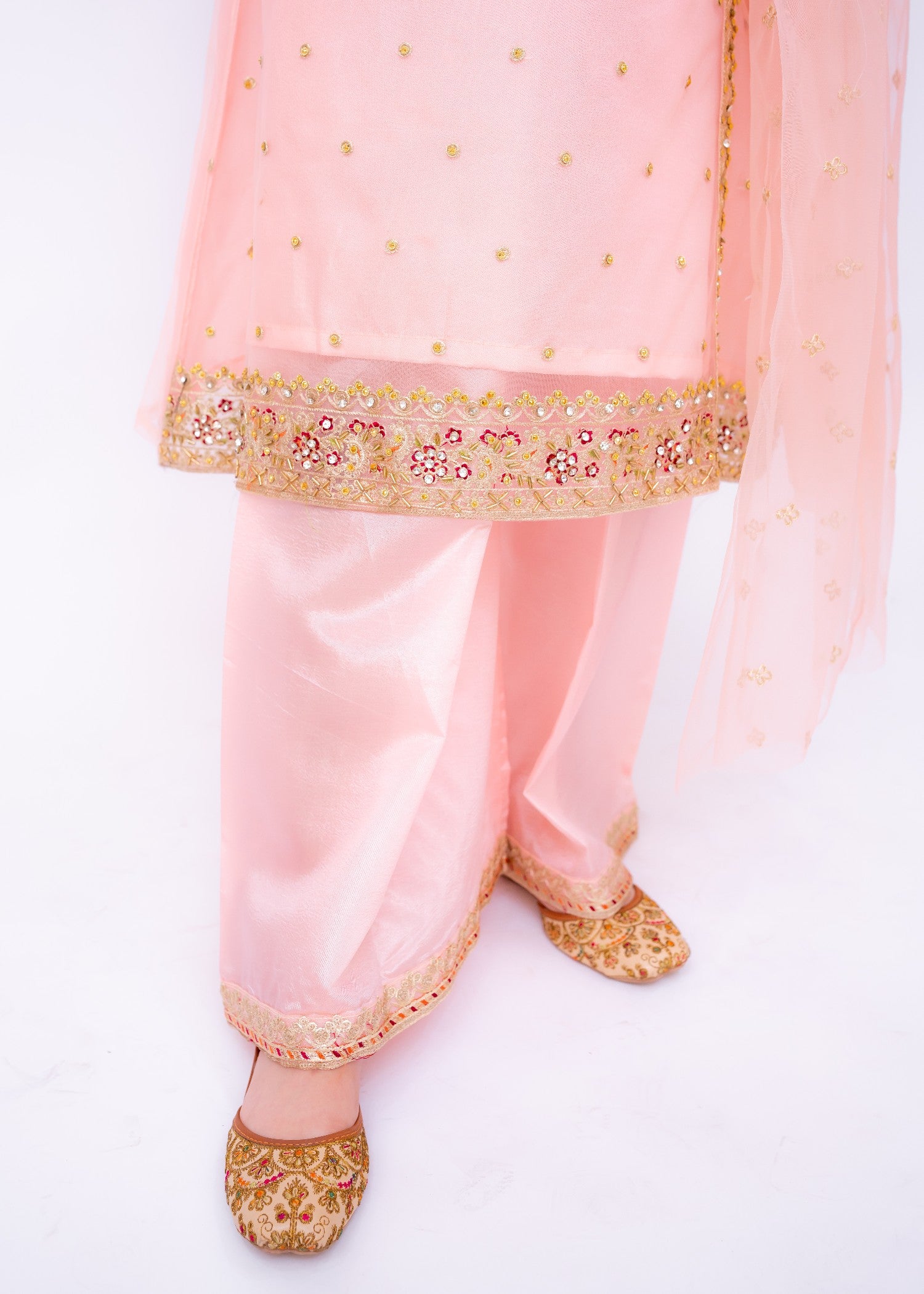 net Angrakha in Pink