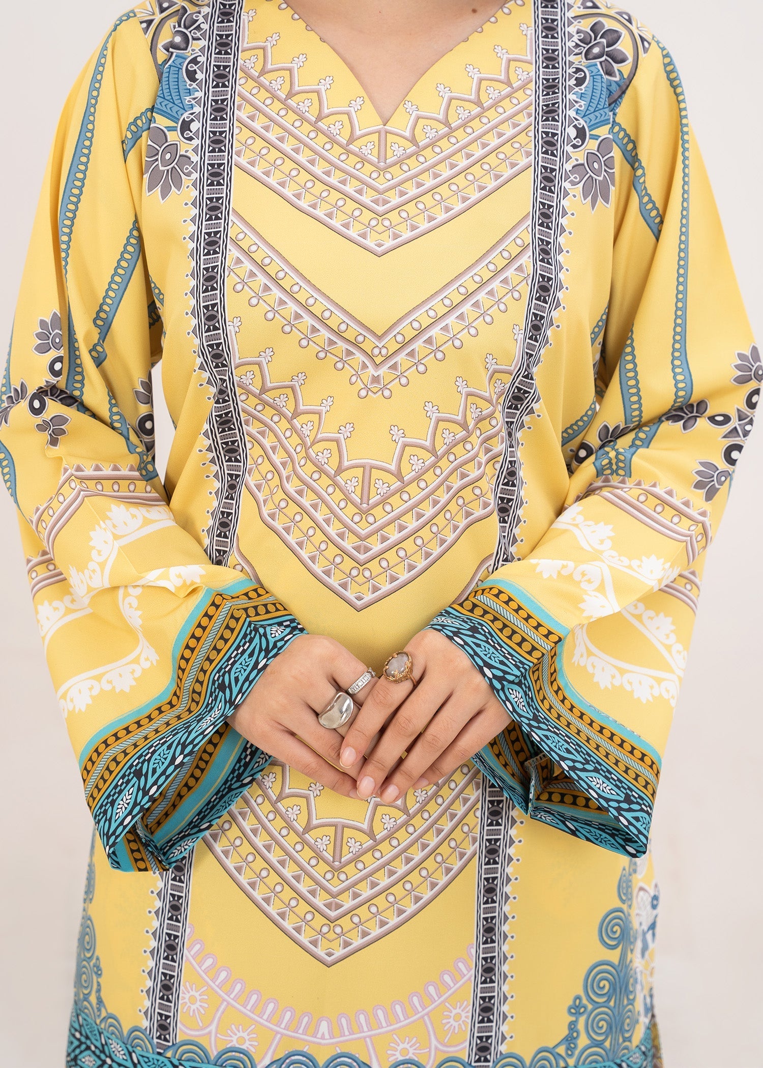 poly grip Kurta Set in Yellow