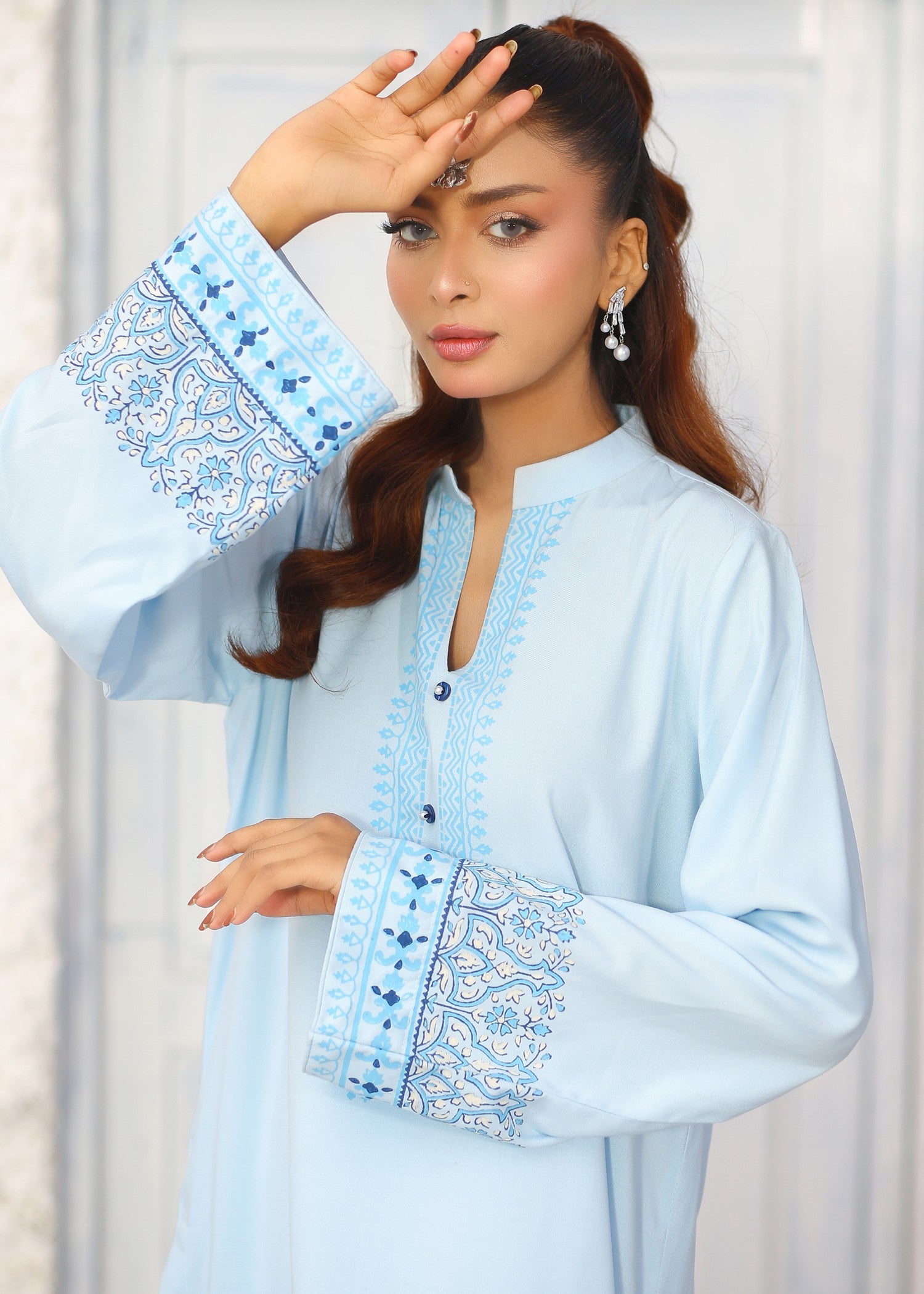 pure boski Kurta Set in Sky blue