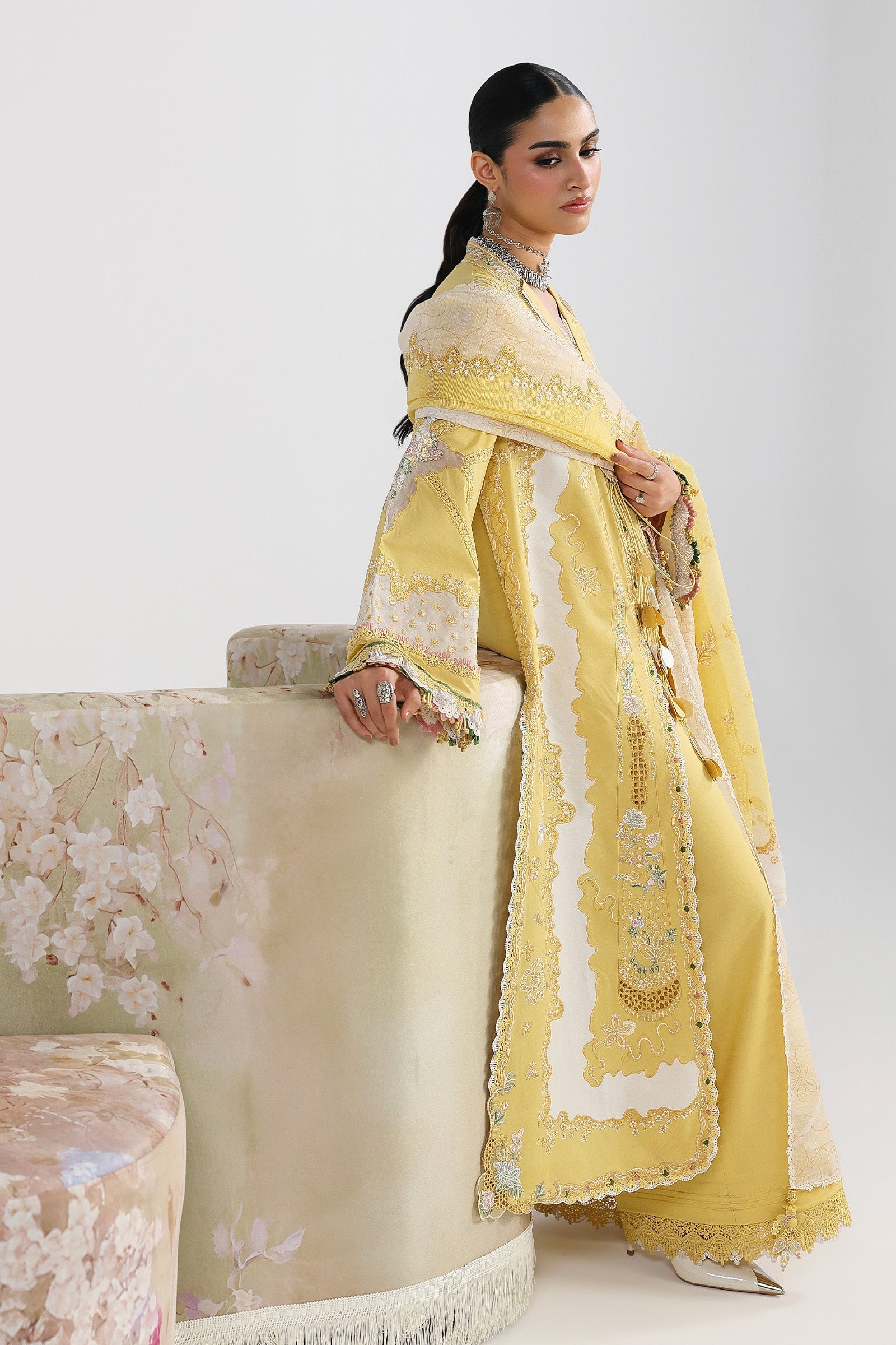 Festive Luxury Lawn – QFL-05 ZARIA