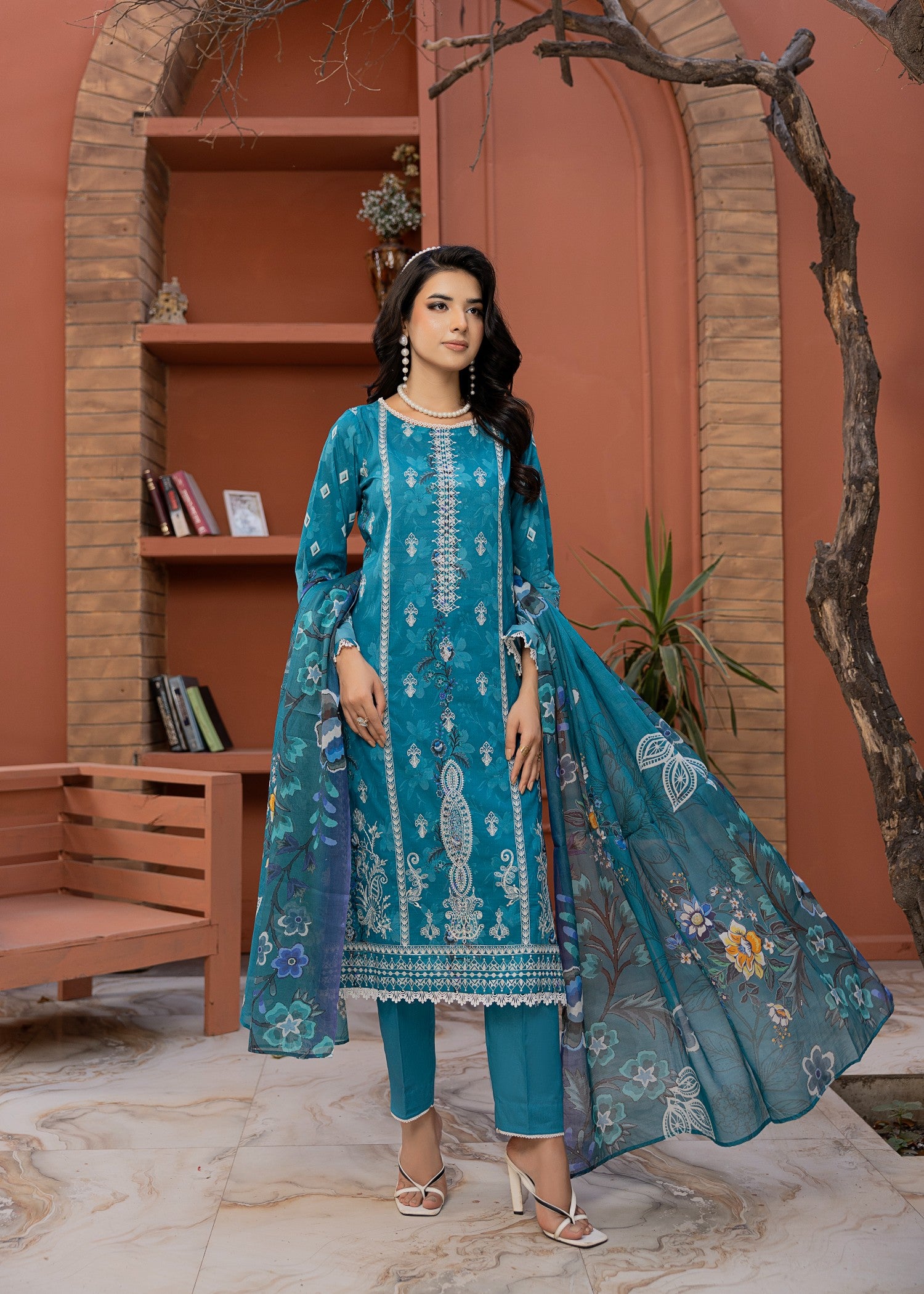 lawn Kurta Set in Yale blue