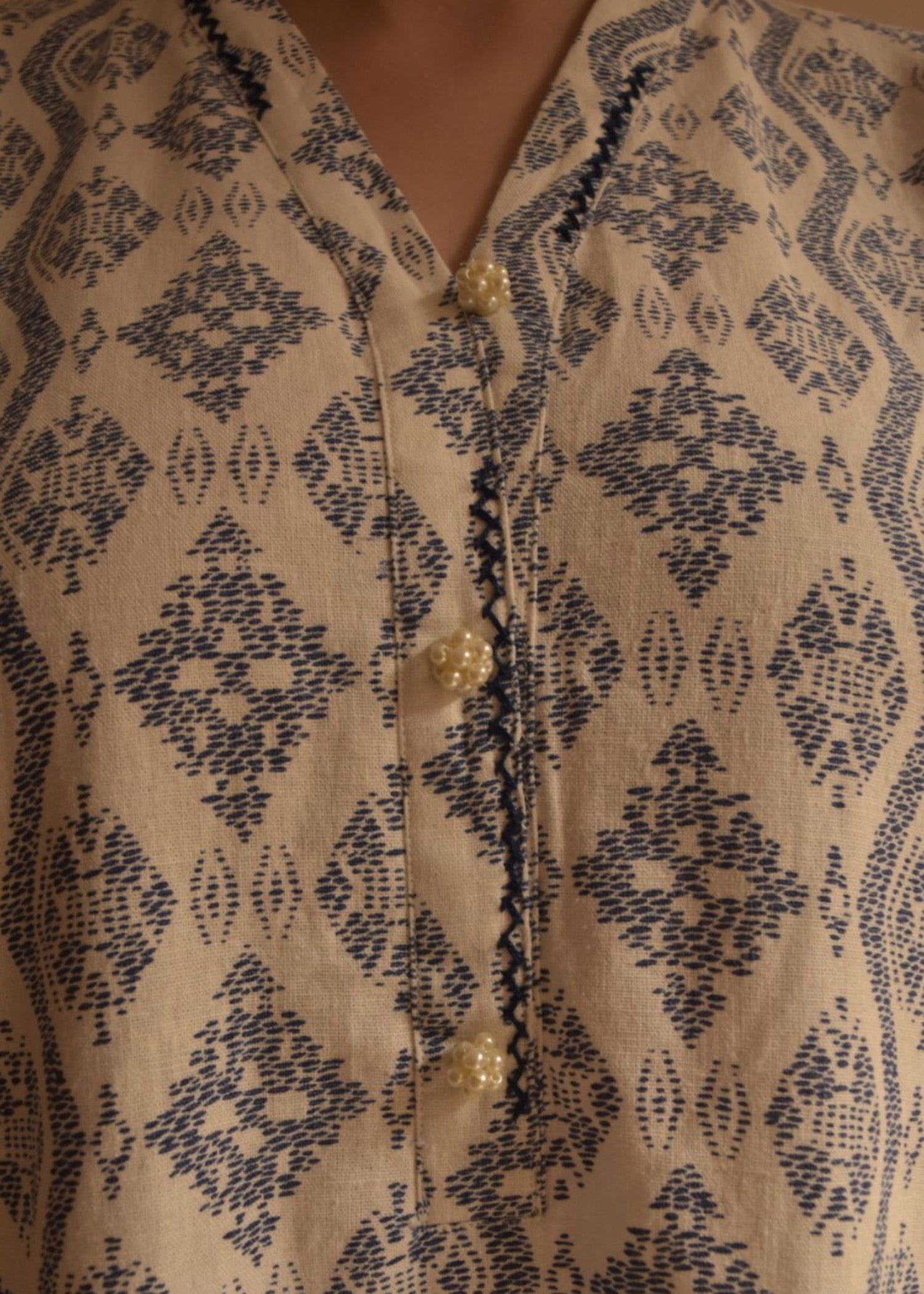 khaddar Kurta Set in Sapphire blue, off-white, navy blue