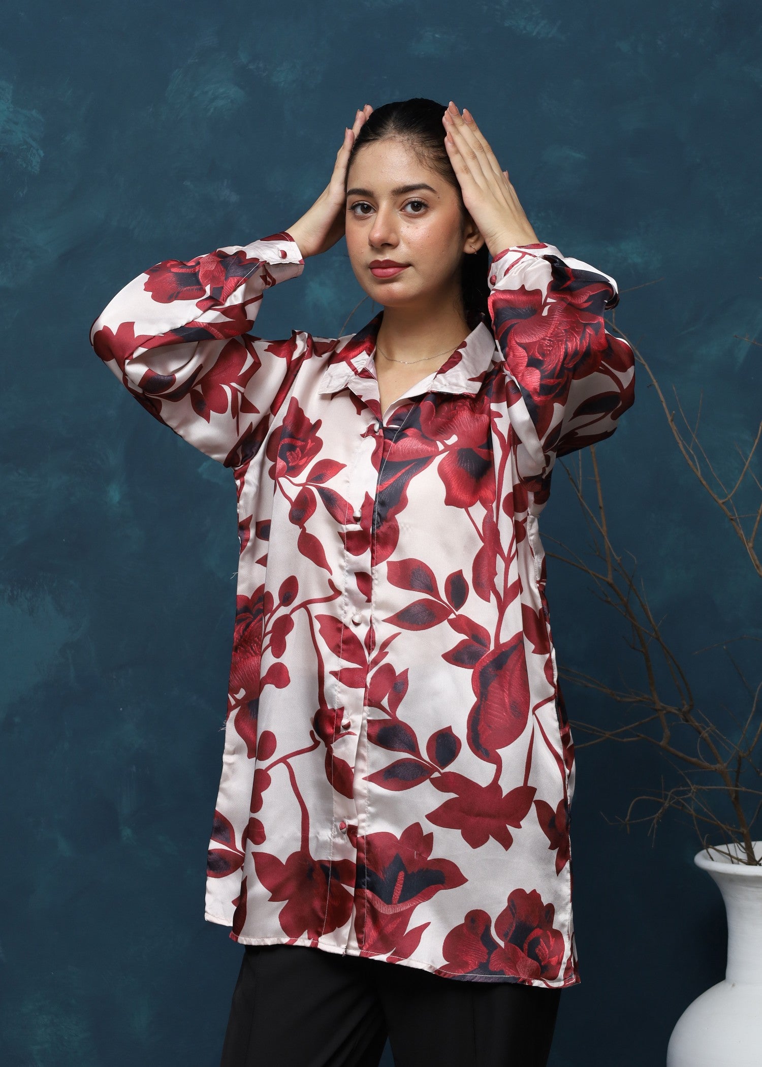 silk Top in Blood red, crimson, ivory