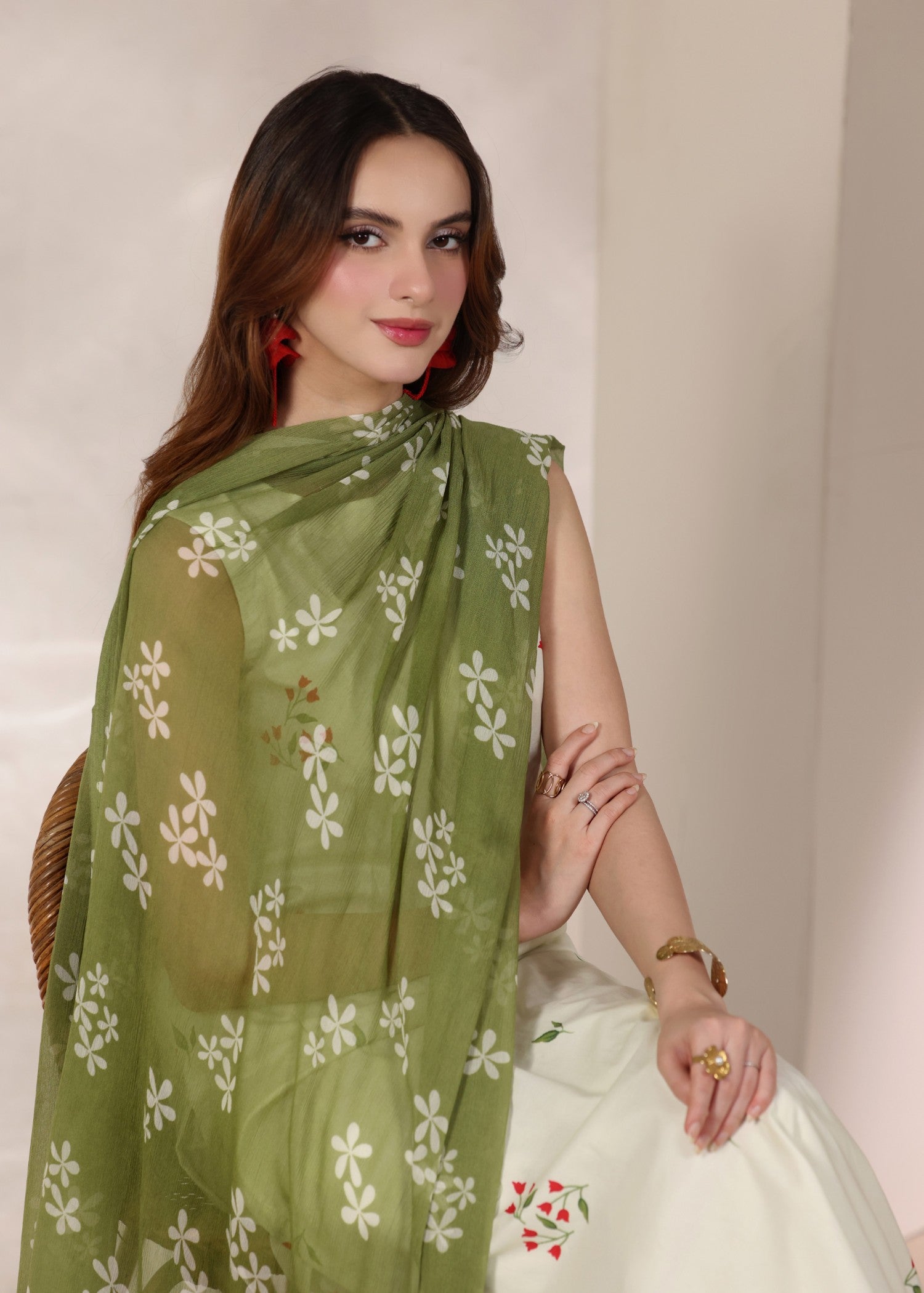 lawn Kurta Set in Off-white, olive green
