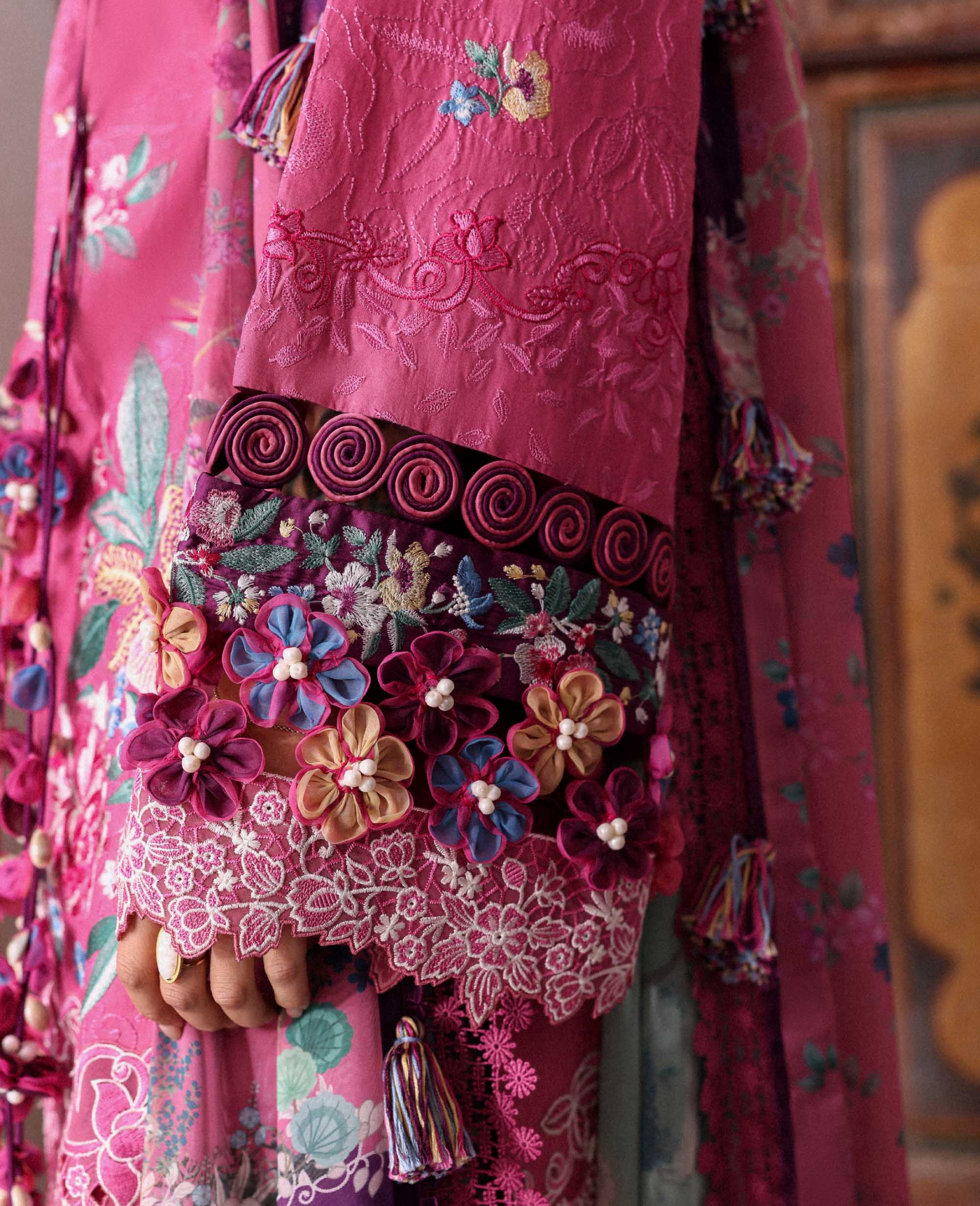Republic Reine Eid Luxury Lawn – Aria