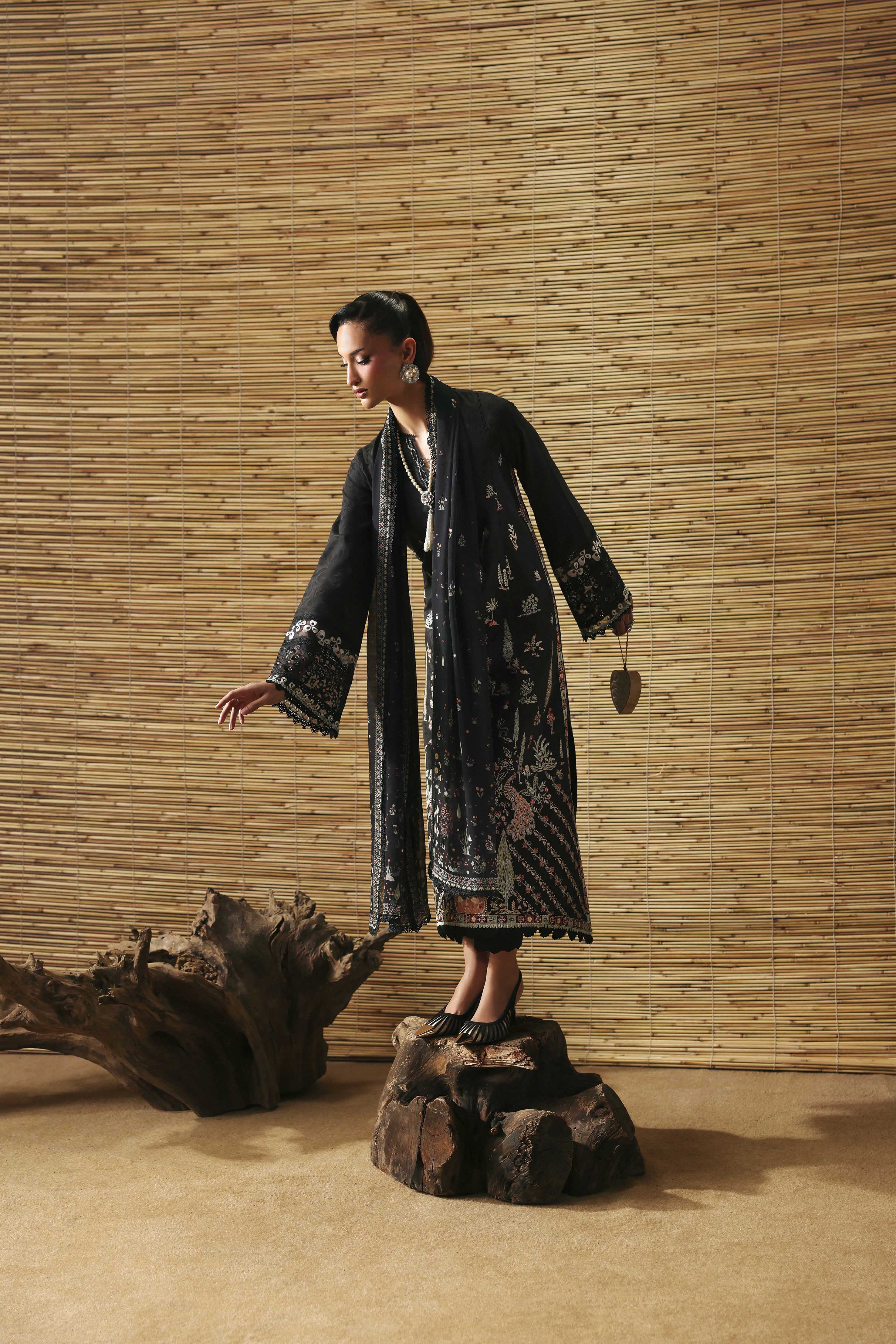 Luxury Lawn – SL-05-26-V2