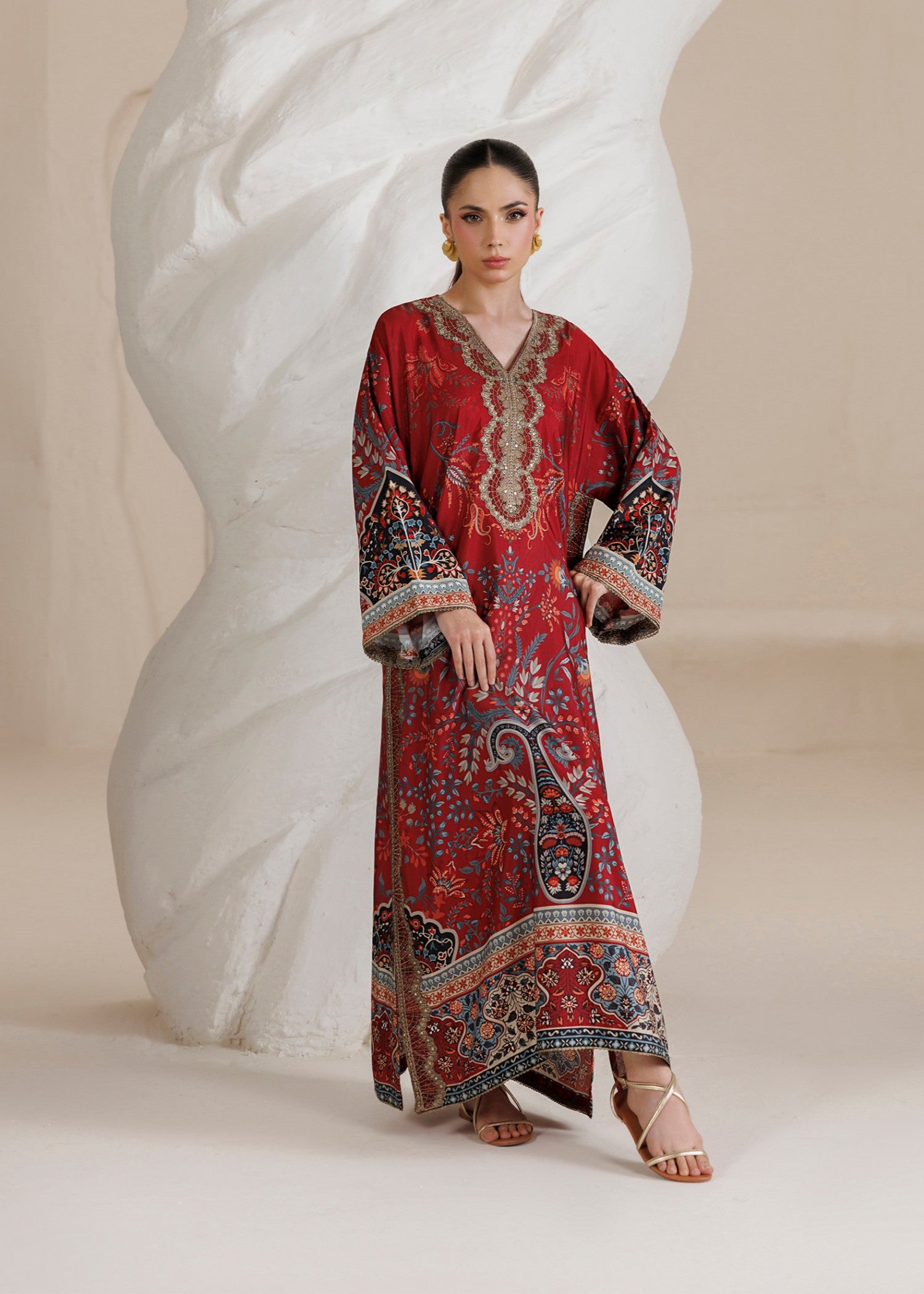 raw silk Kaftan in Maroon