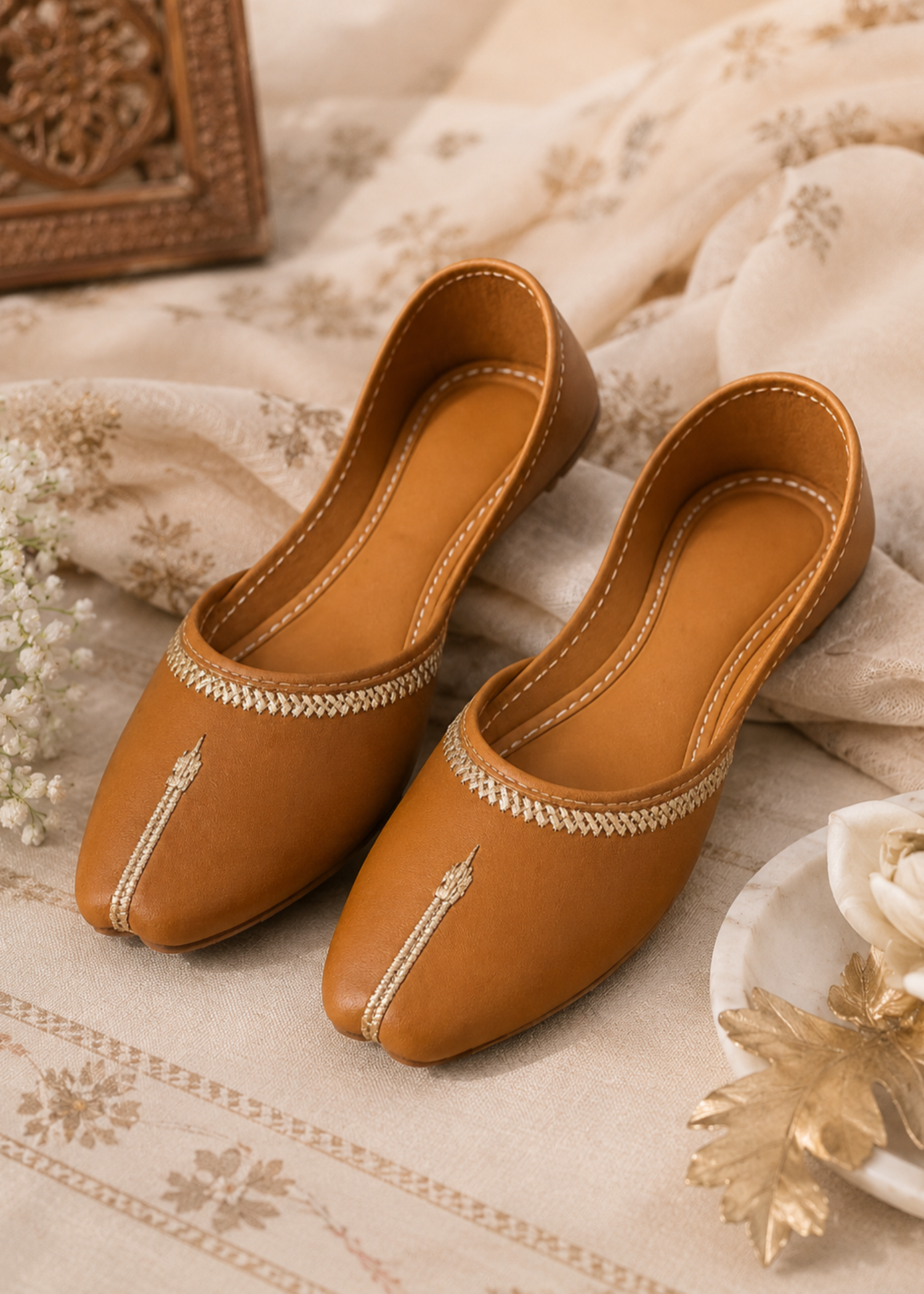 Khussa in Camel brown by - High Quality Women Khussa NHZ9917
