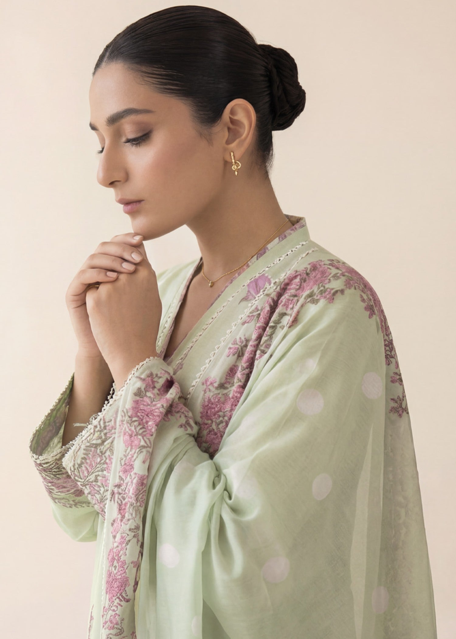 lawn cotton Kurta Set in Pistachio green