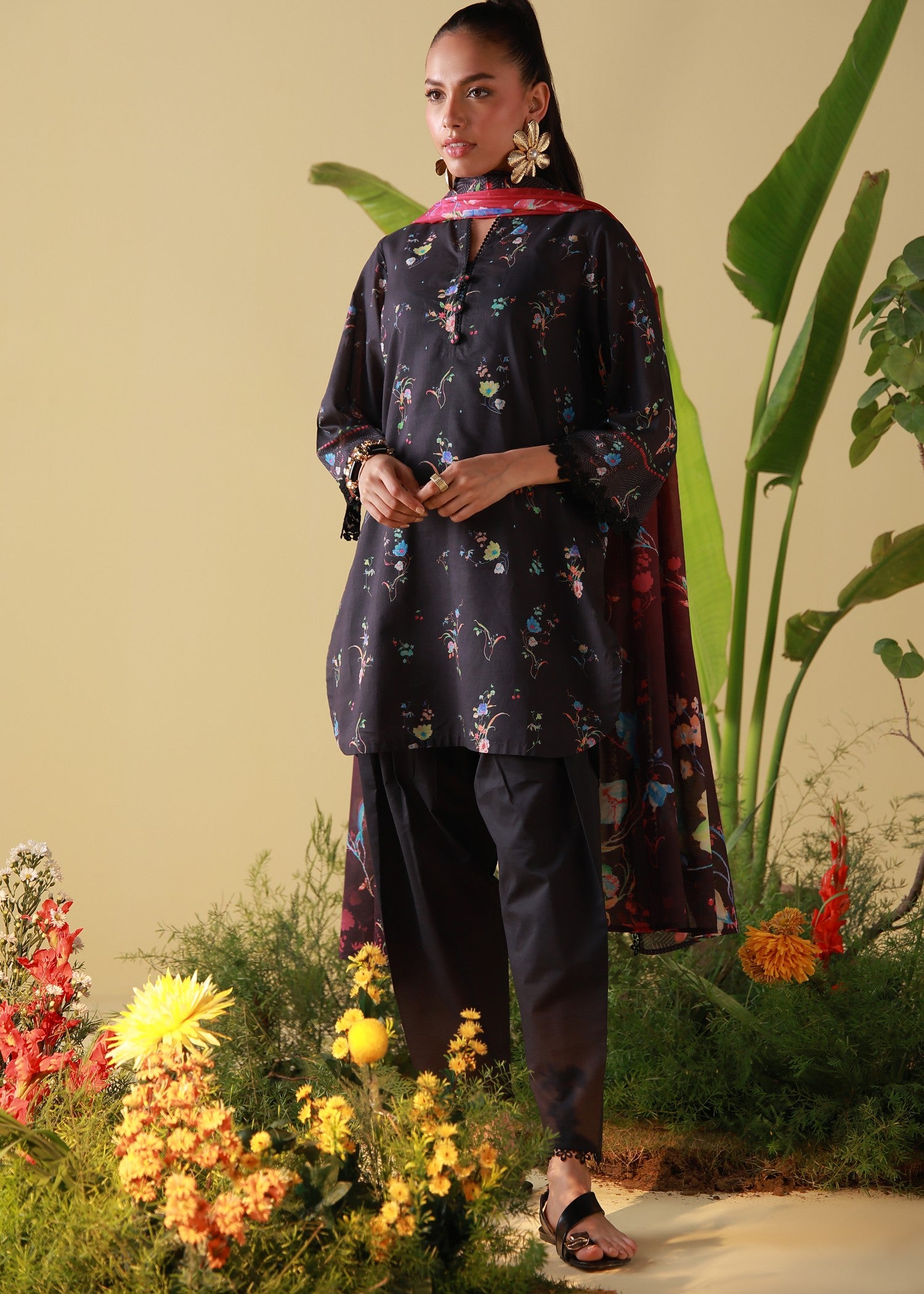 lawn Unstitched in Charcoal black