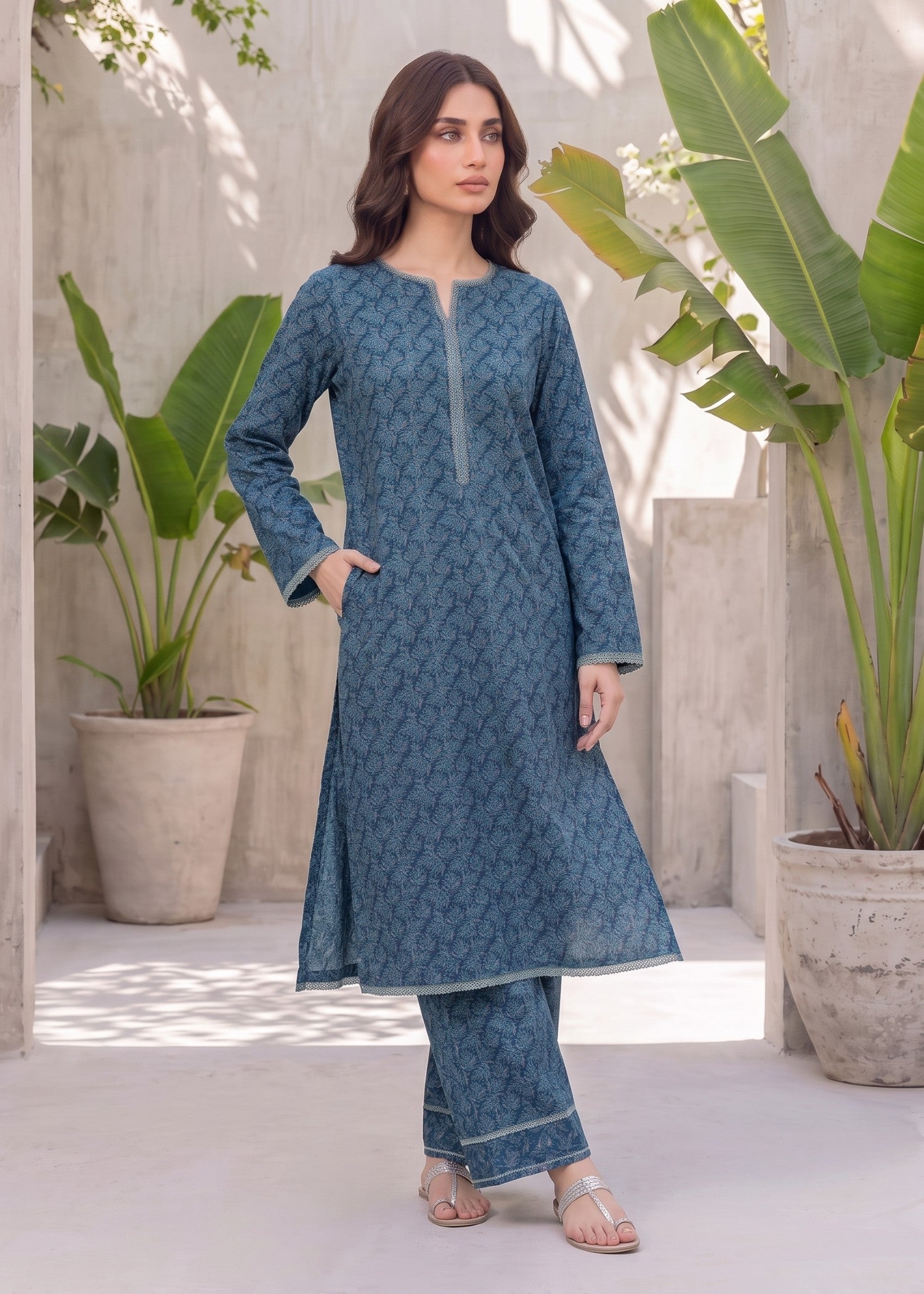 chambray Unstitched in Prussian blue