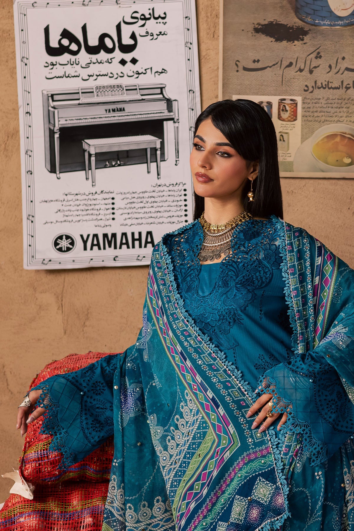 Bazaar Lawn – NE-242