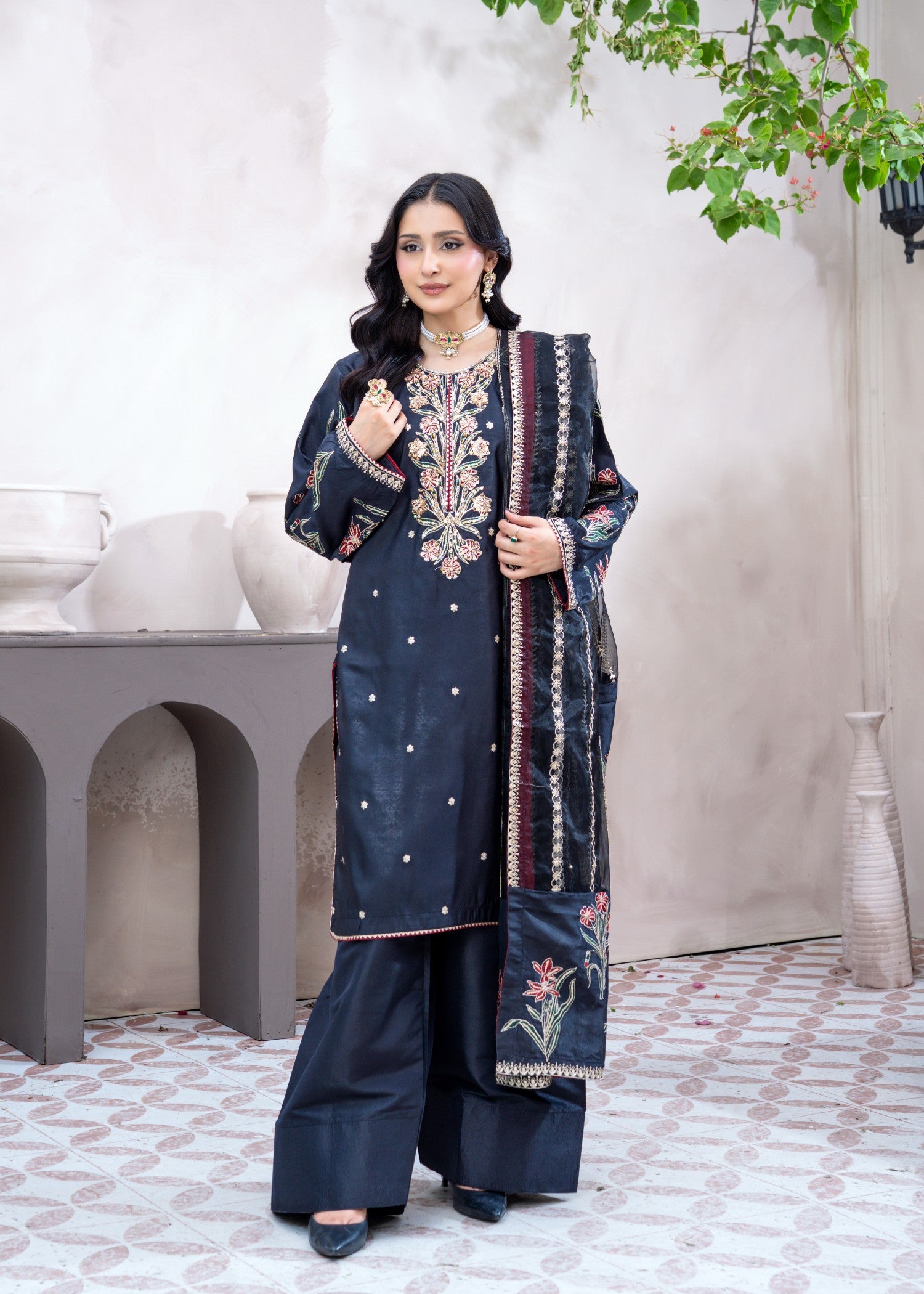 thai silk Kurta Set in Black