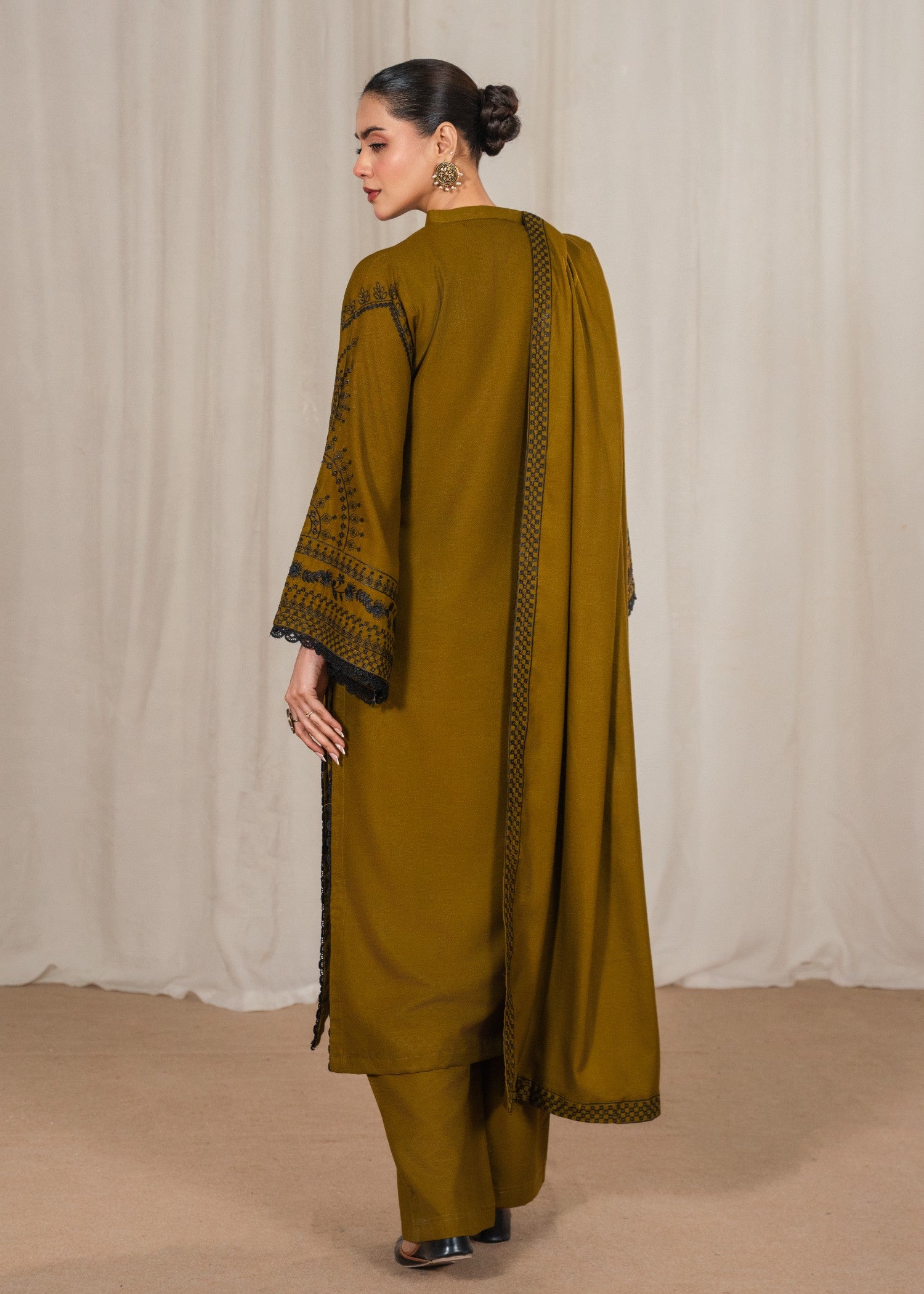 lawn Kurta Set in Golden brown