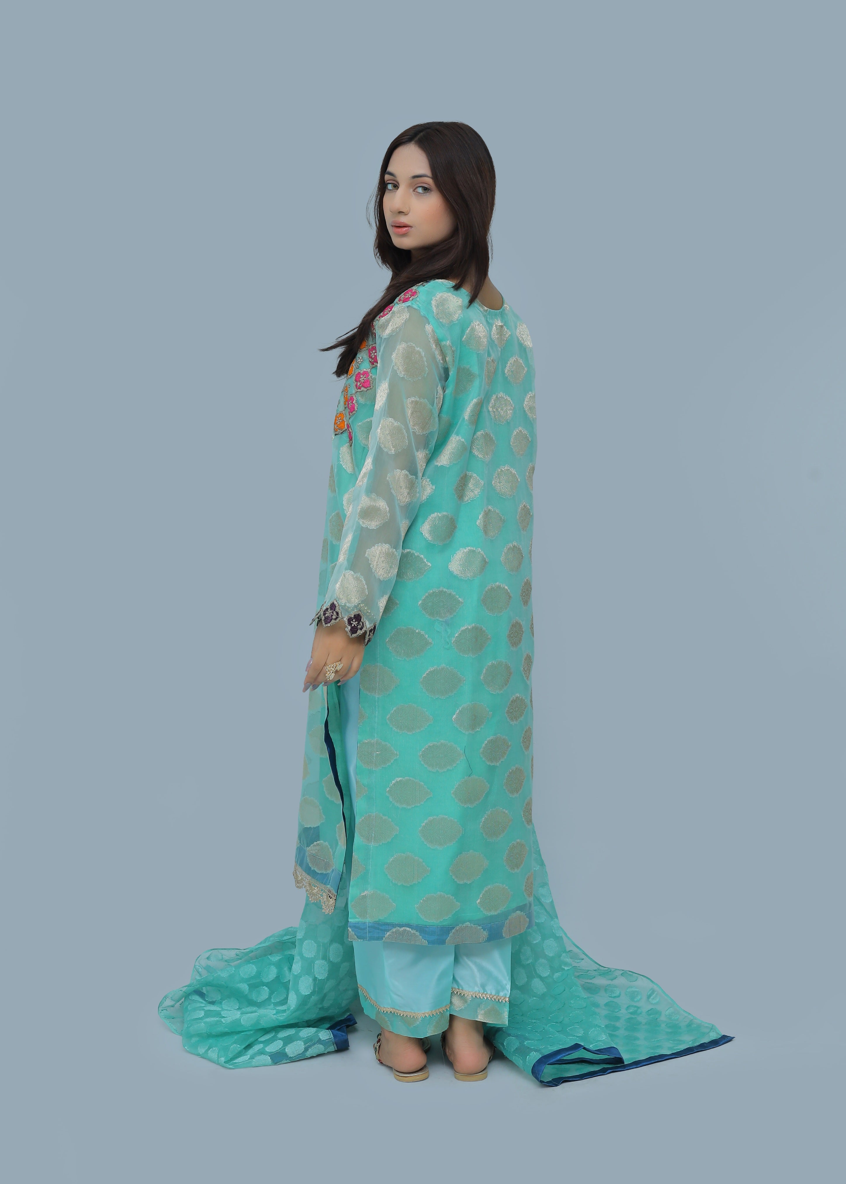 zari organza Kurta Set in Turquoise