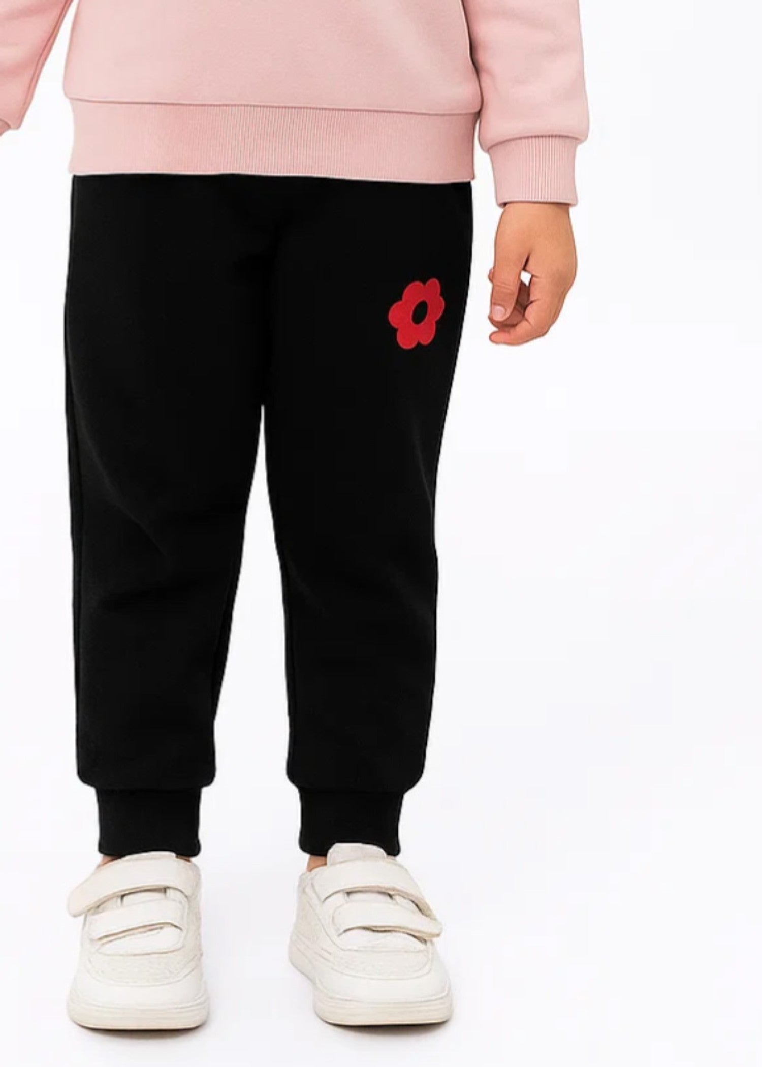 fleece Sweatshirt in Black, light pink